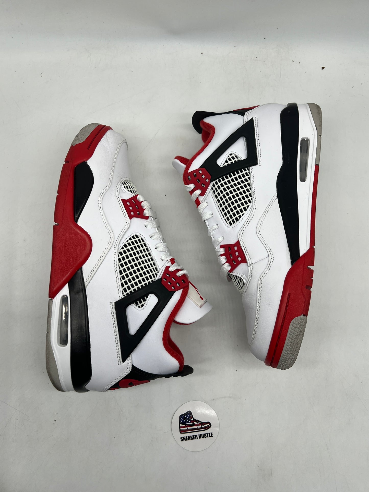 Jordan 4 Retro Fire Red (2020)