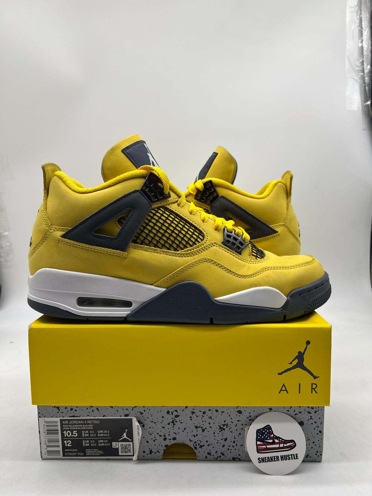 Jordan 4 Retro Lightning (2021)