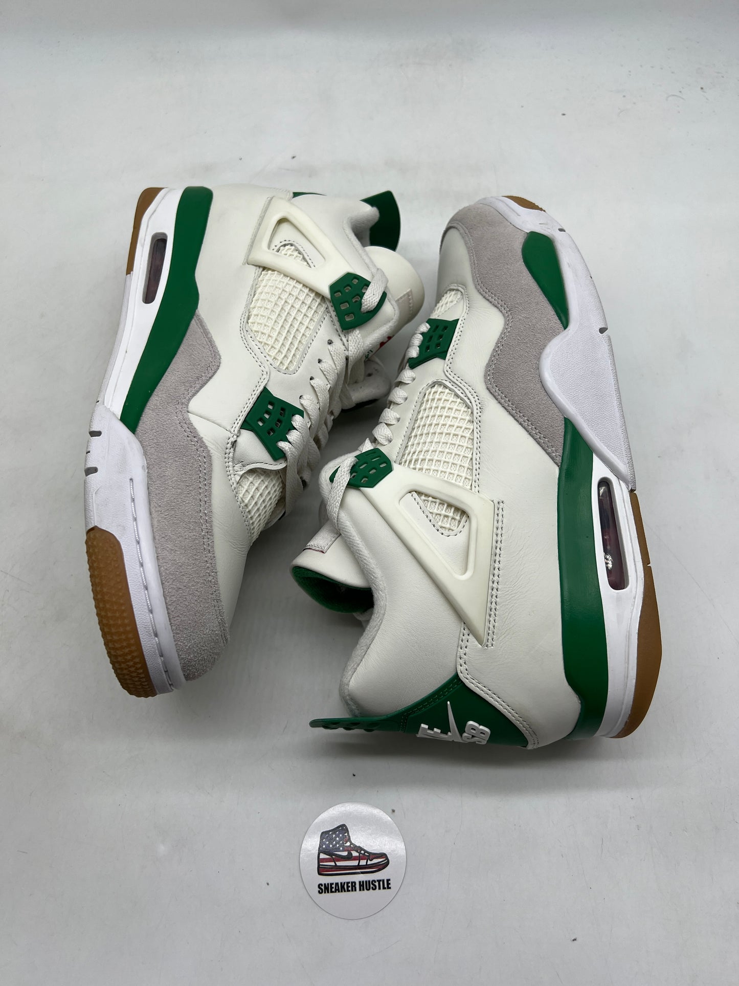 Jordan 4 Retro SB Pine Green