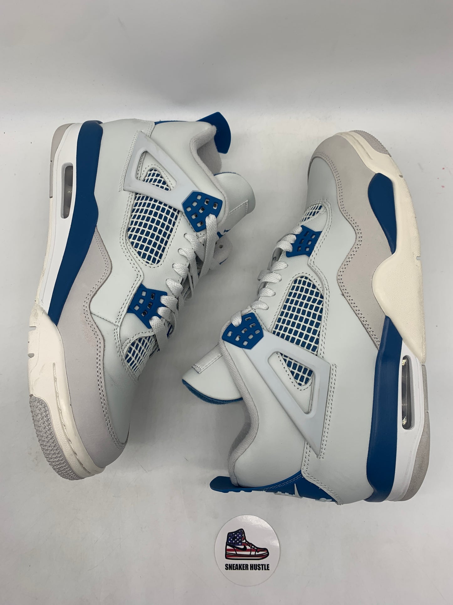 Jordan 4 Retro Military Blue (2024)