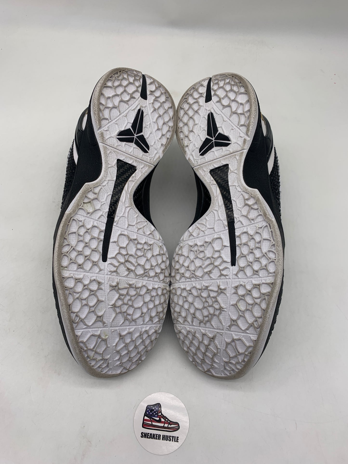 Nike Kobe 6 Protro Mambacita Sweet 16