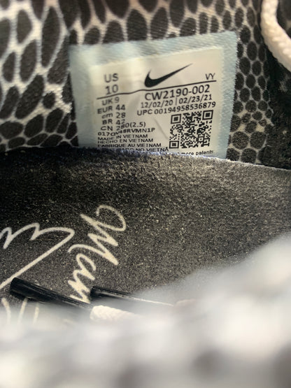 Nike Kobe 6 Protro Mambacita Sweet 16