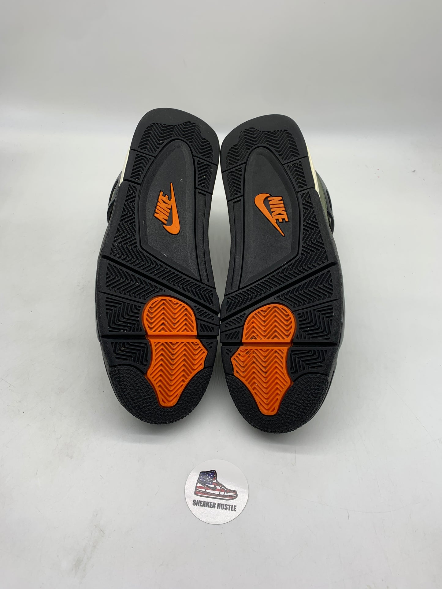 Jordan 4 Retro OG SP Undefeated (2025)
