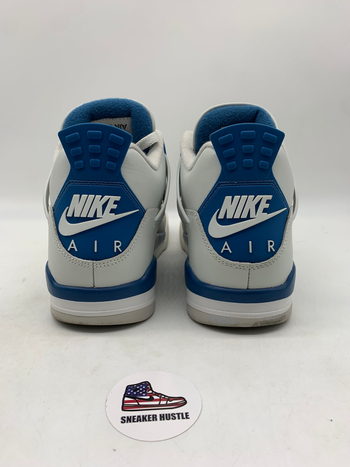 Jordan 4 Retro Military Blue (2024)