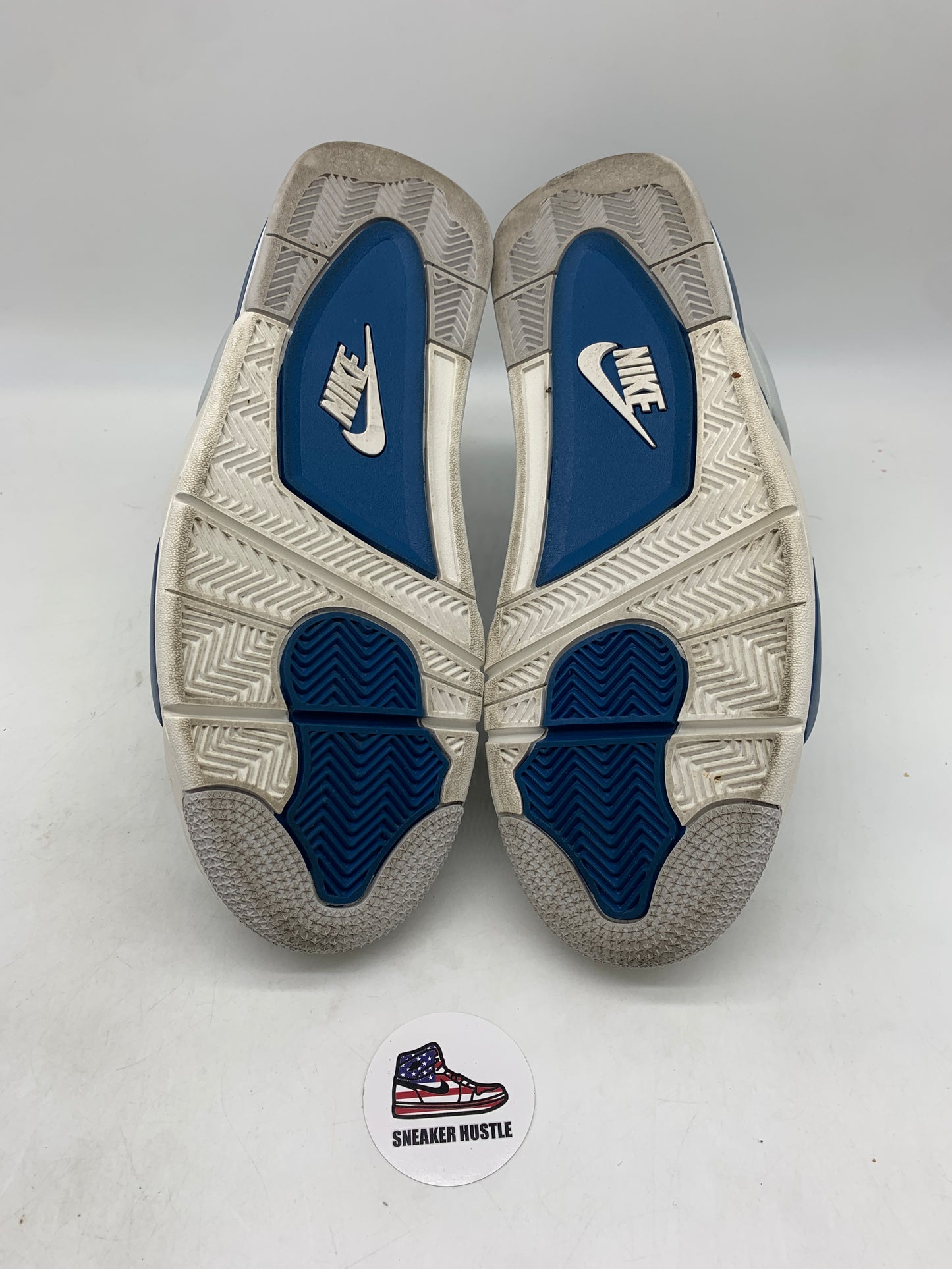 Jordan 4 Retro Military Blue (2024)