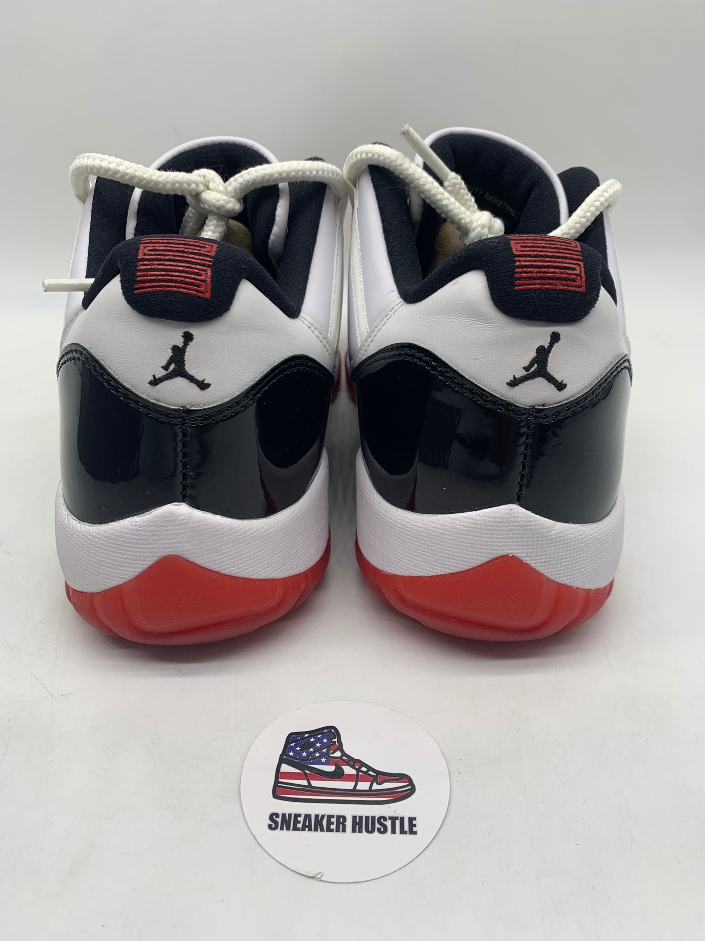 Jordan 11 Retro Low Concord Bred