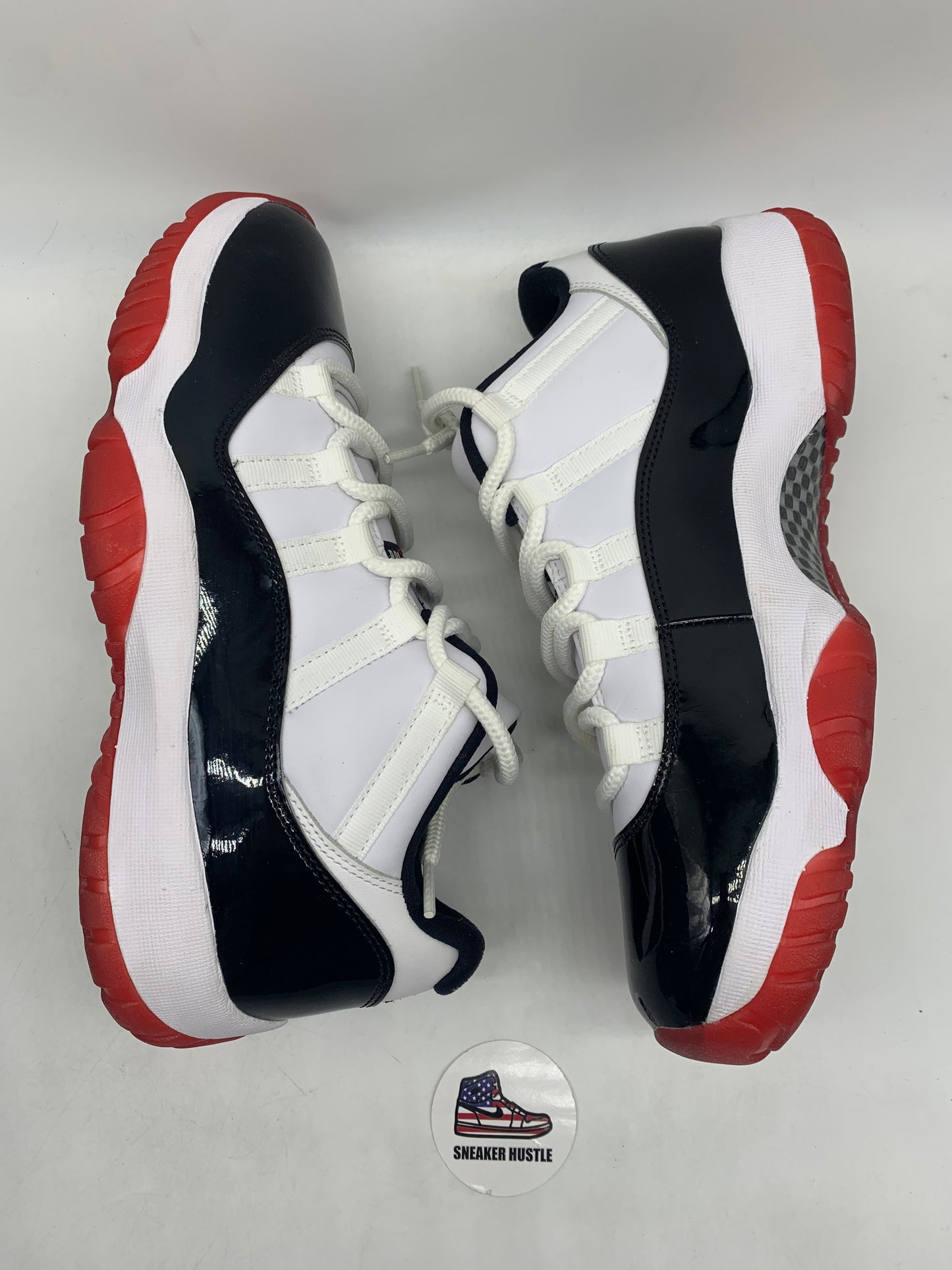 Jordan 11 Retro Low Concord Bred