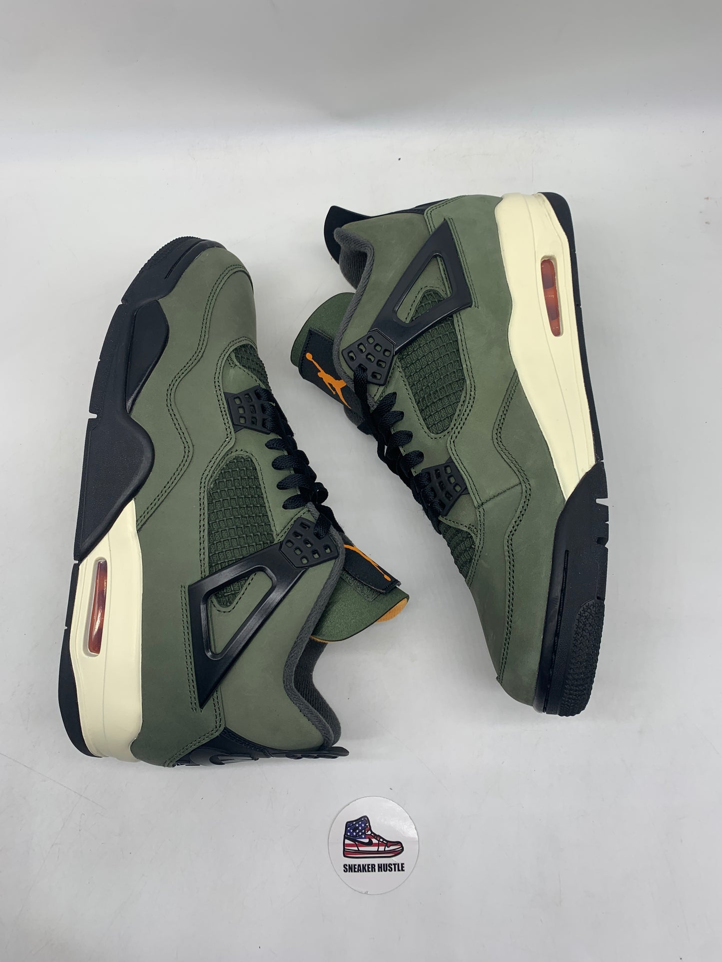 Jordan 4 Retro OG SP Undefeated (2025)