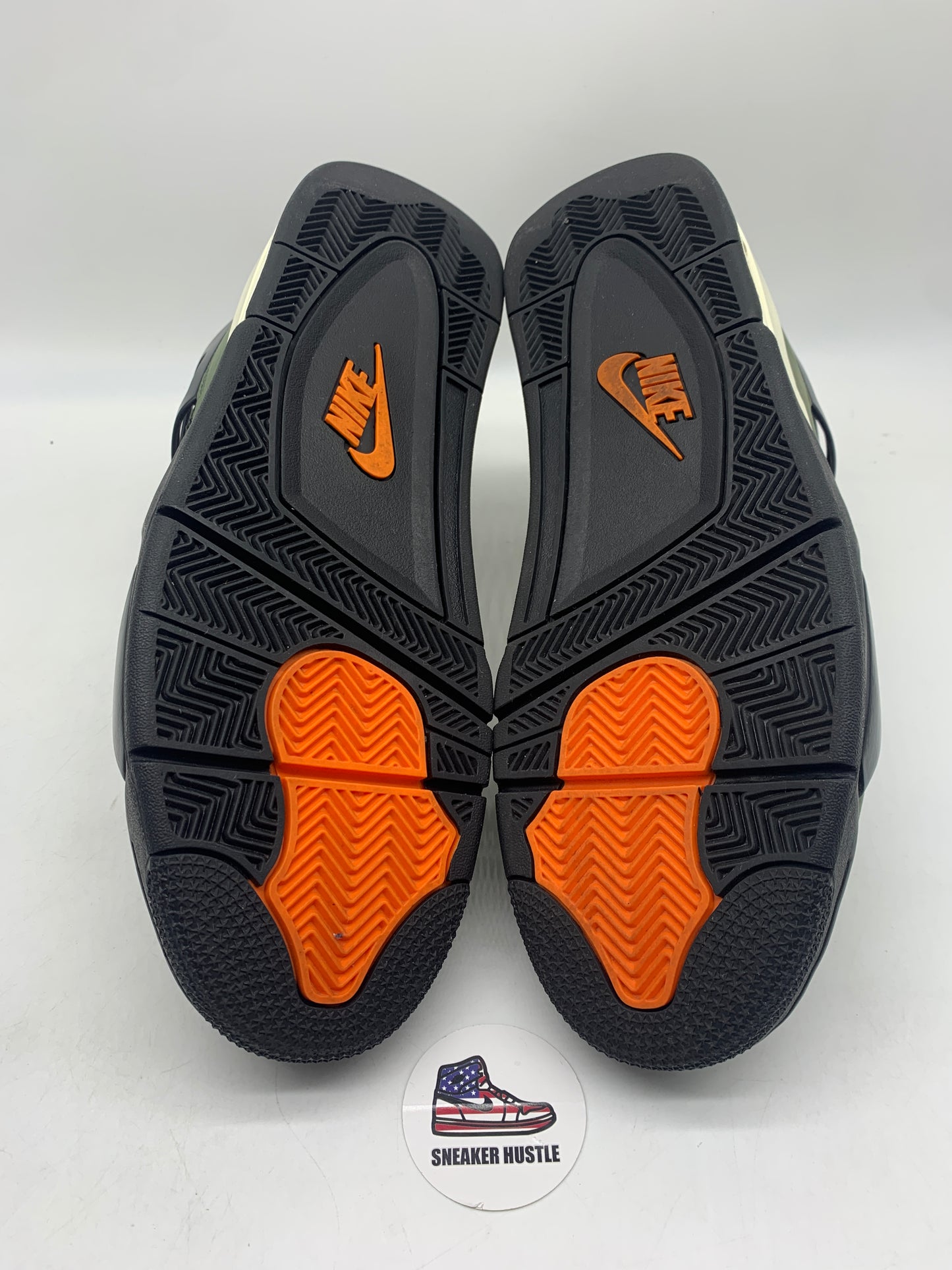 Jordan 4 Retro OG SP Undefeated (2025)