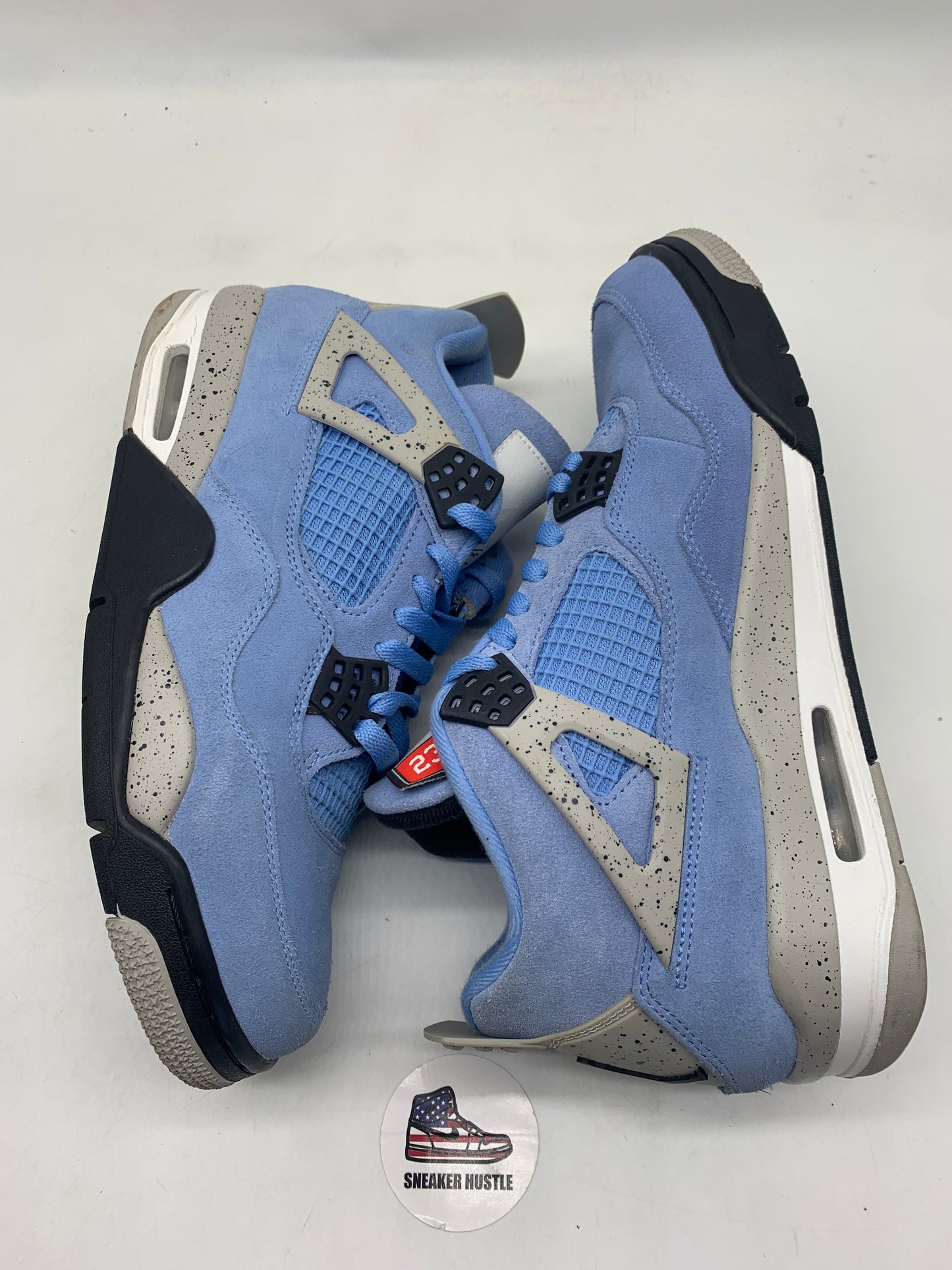 Jordan 4 Retro University Blue