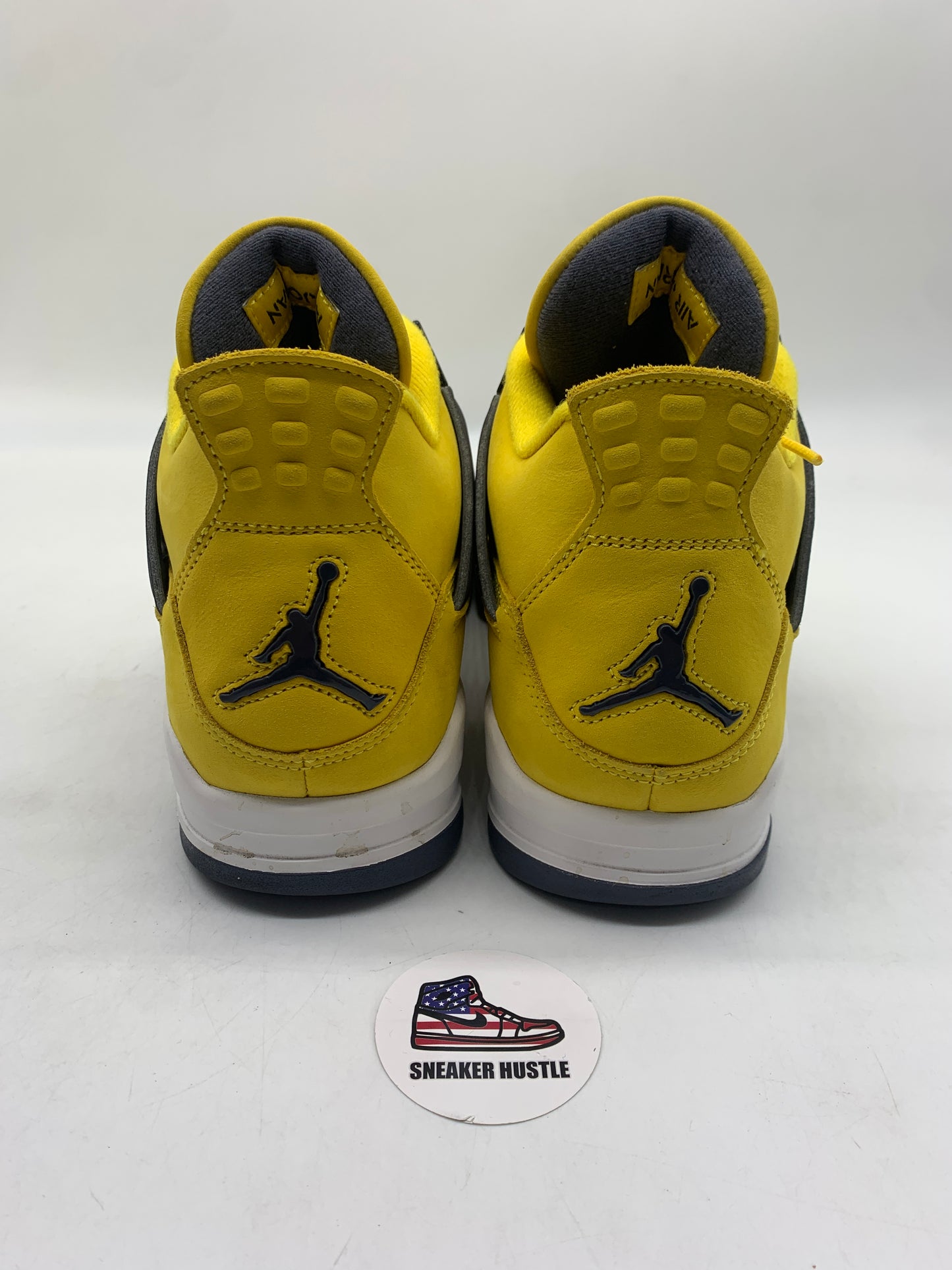 Jordan 4 Retro Lightning (2021)