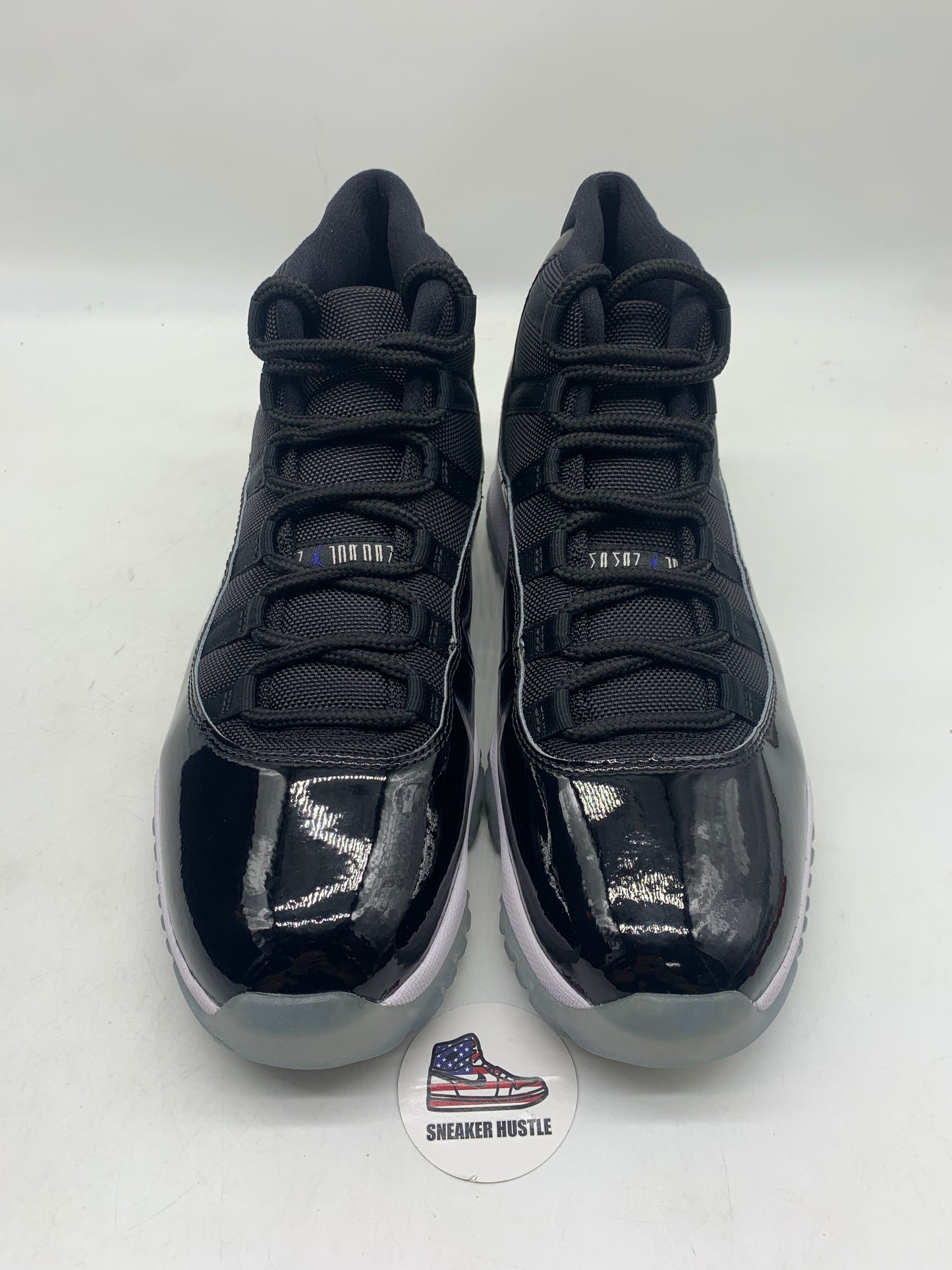 Jordan 11 Retro Space Jam (2016)