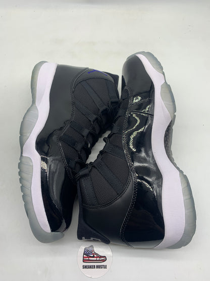 Jordan 11 Retro Space Jam (2016)