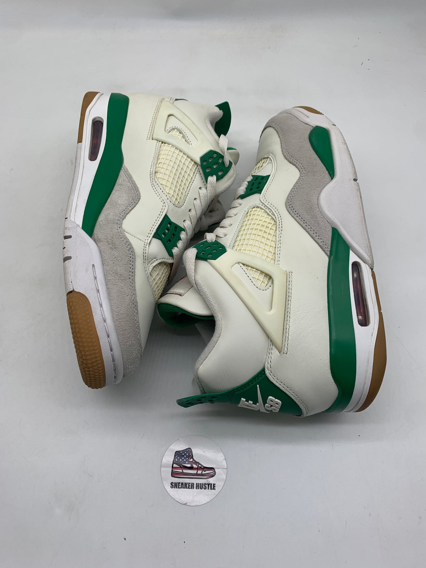 Jordan 4 Retro SB Pine Green