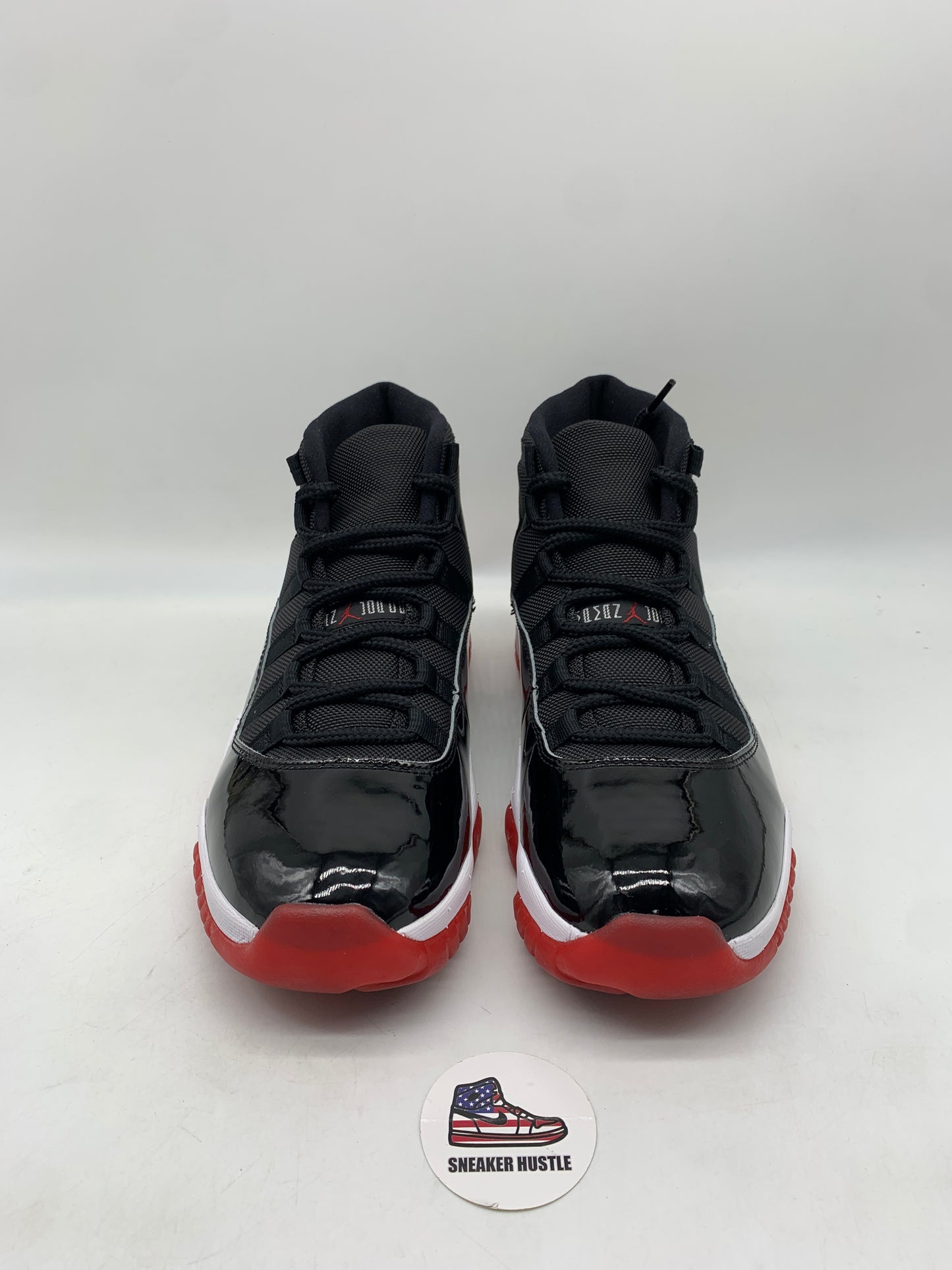 Jordan 11 Retro Playoffs Bred (2019)