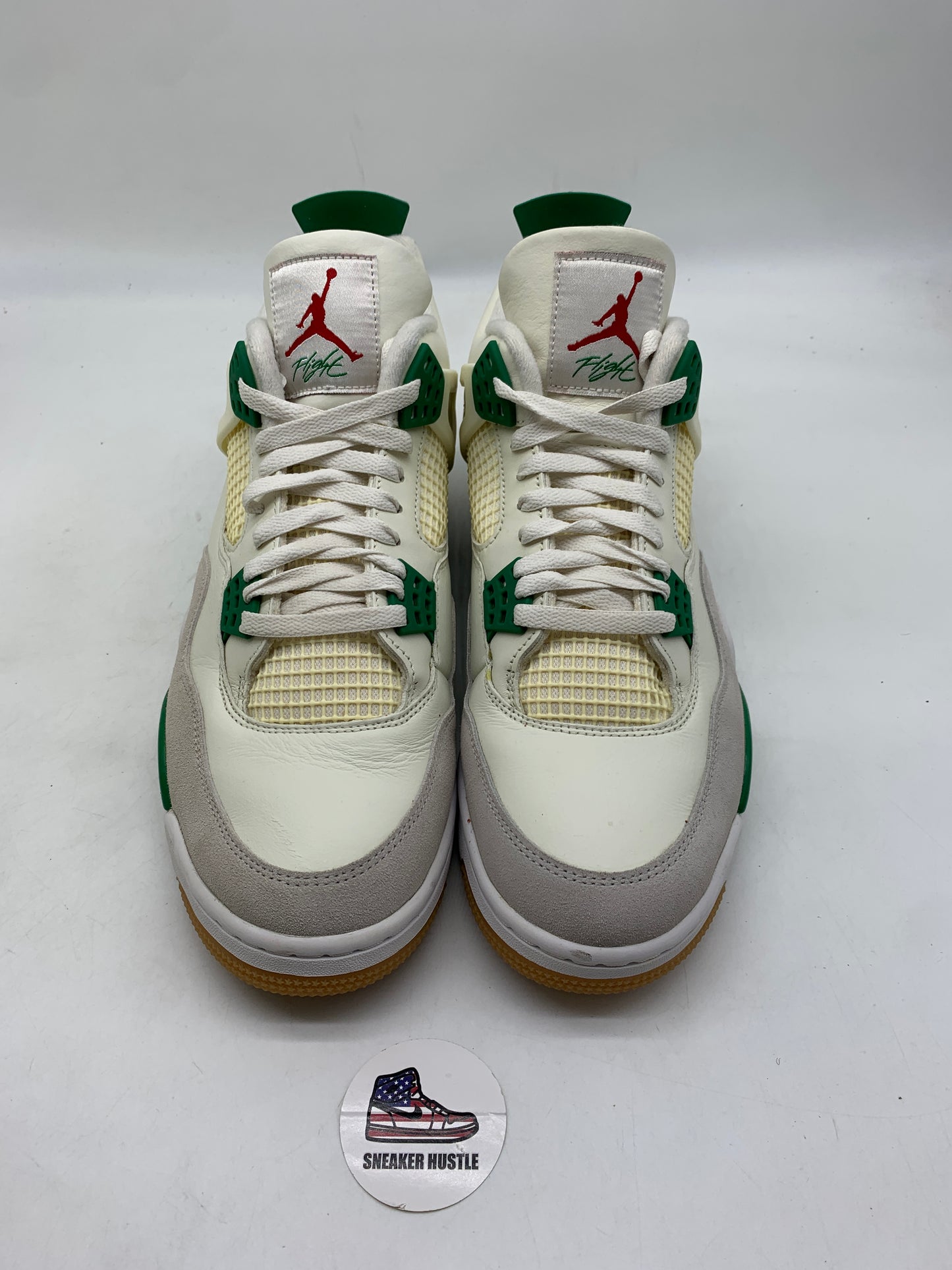 Jordan 4 Retro SB Pine Green