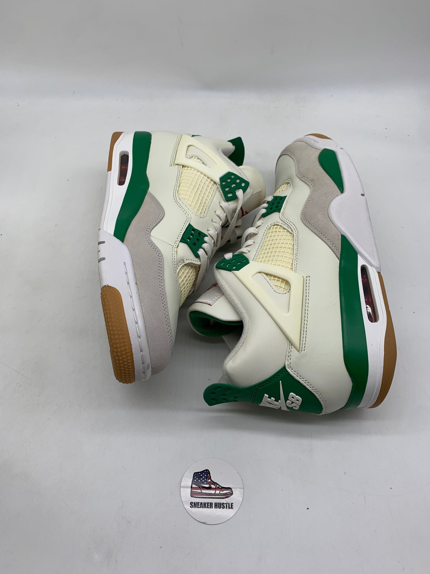 Jordan 4 Retro SB Pine Green
