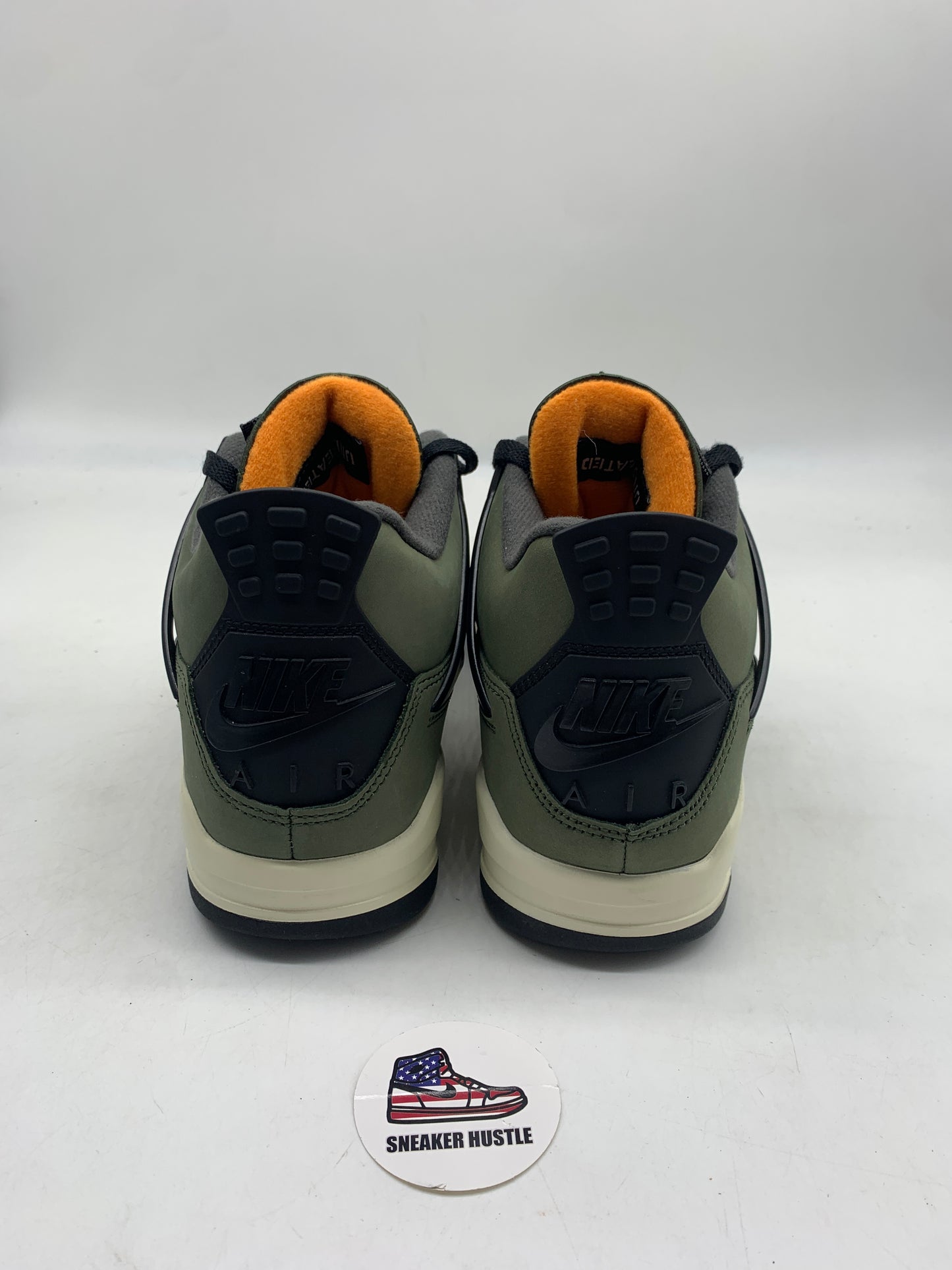 Jordan 4 Retro OG SP Undefeated (2025)