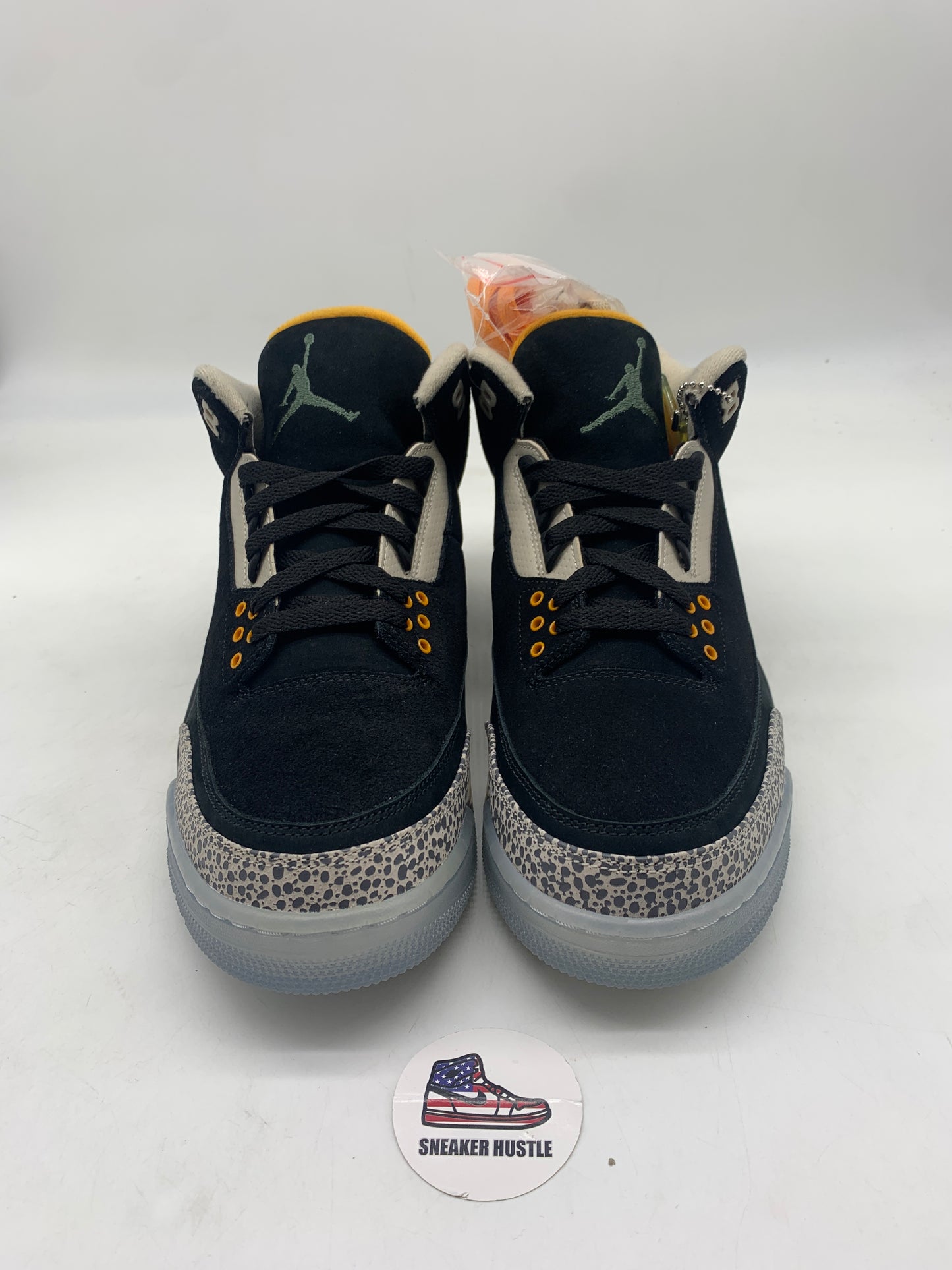 Jordan 3 Retro atmos
