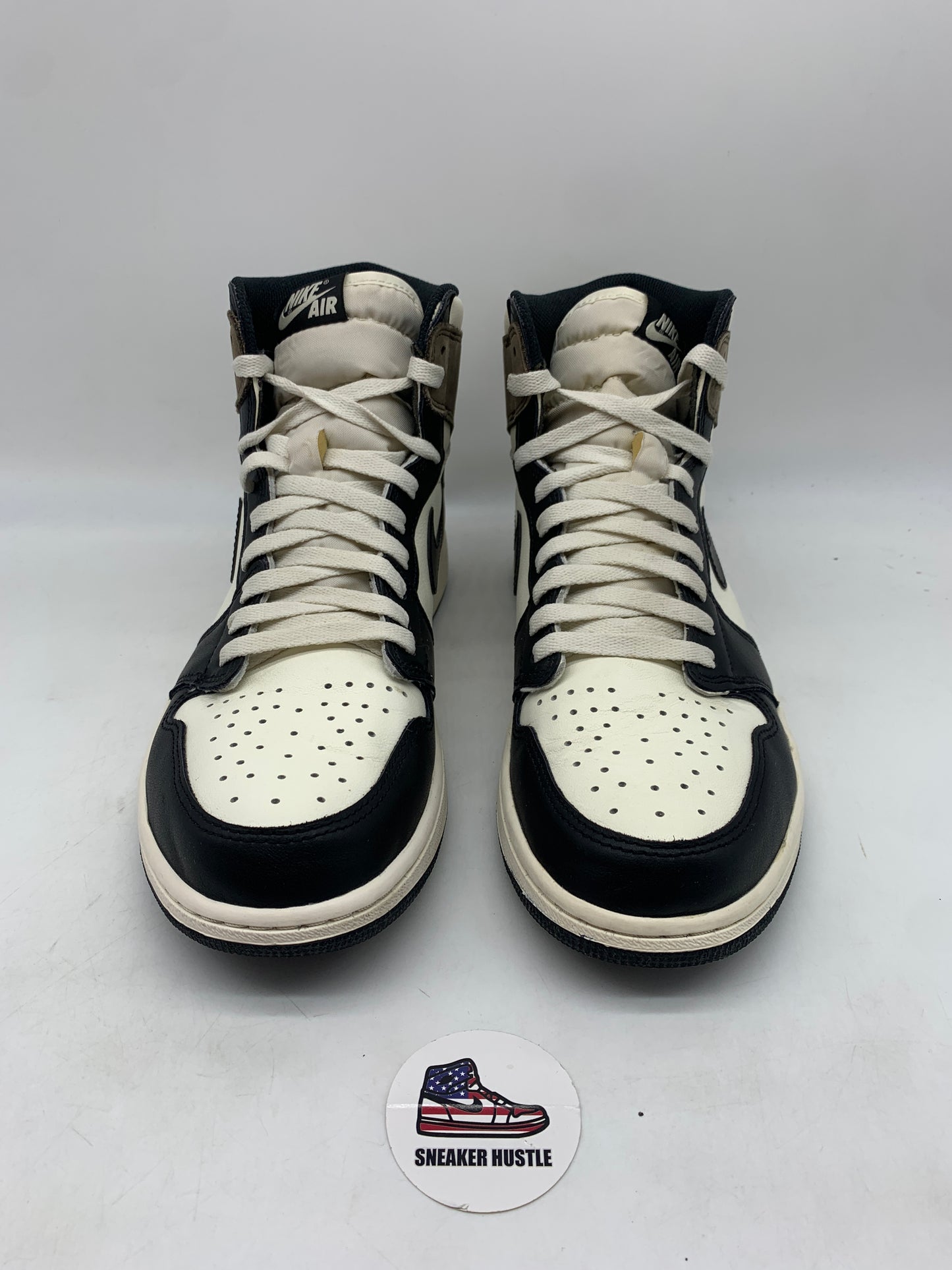 Jordan 1 Retro High Dark Mocha