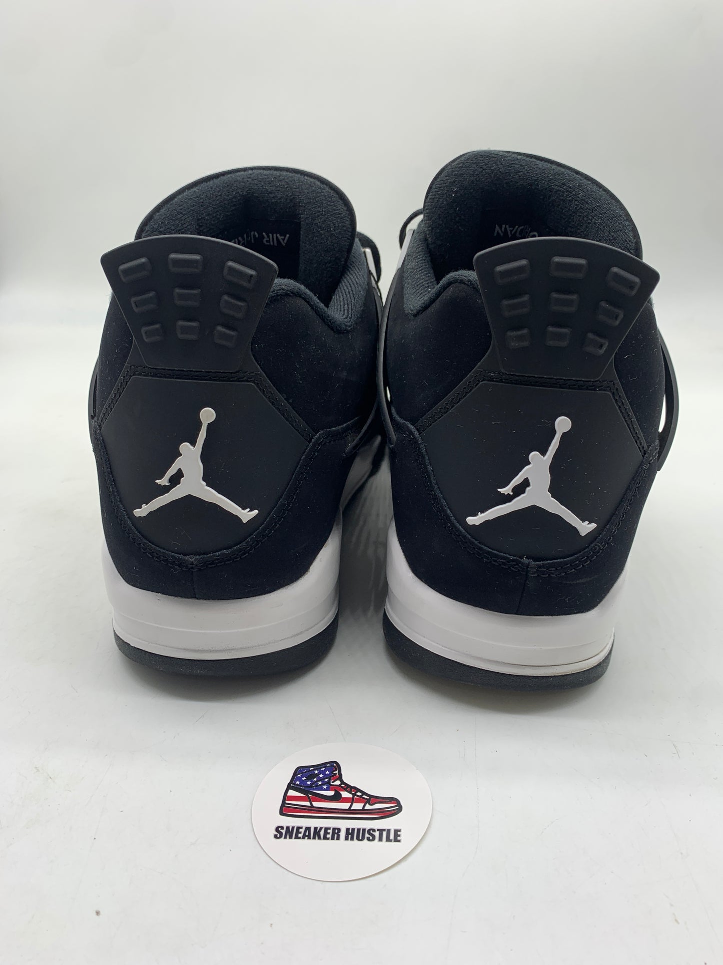 Jordan 4 Retro White Thunder