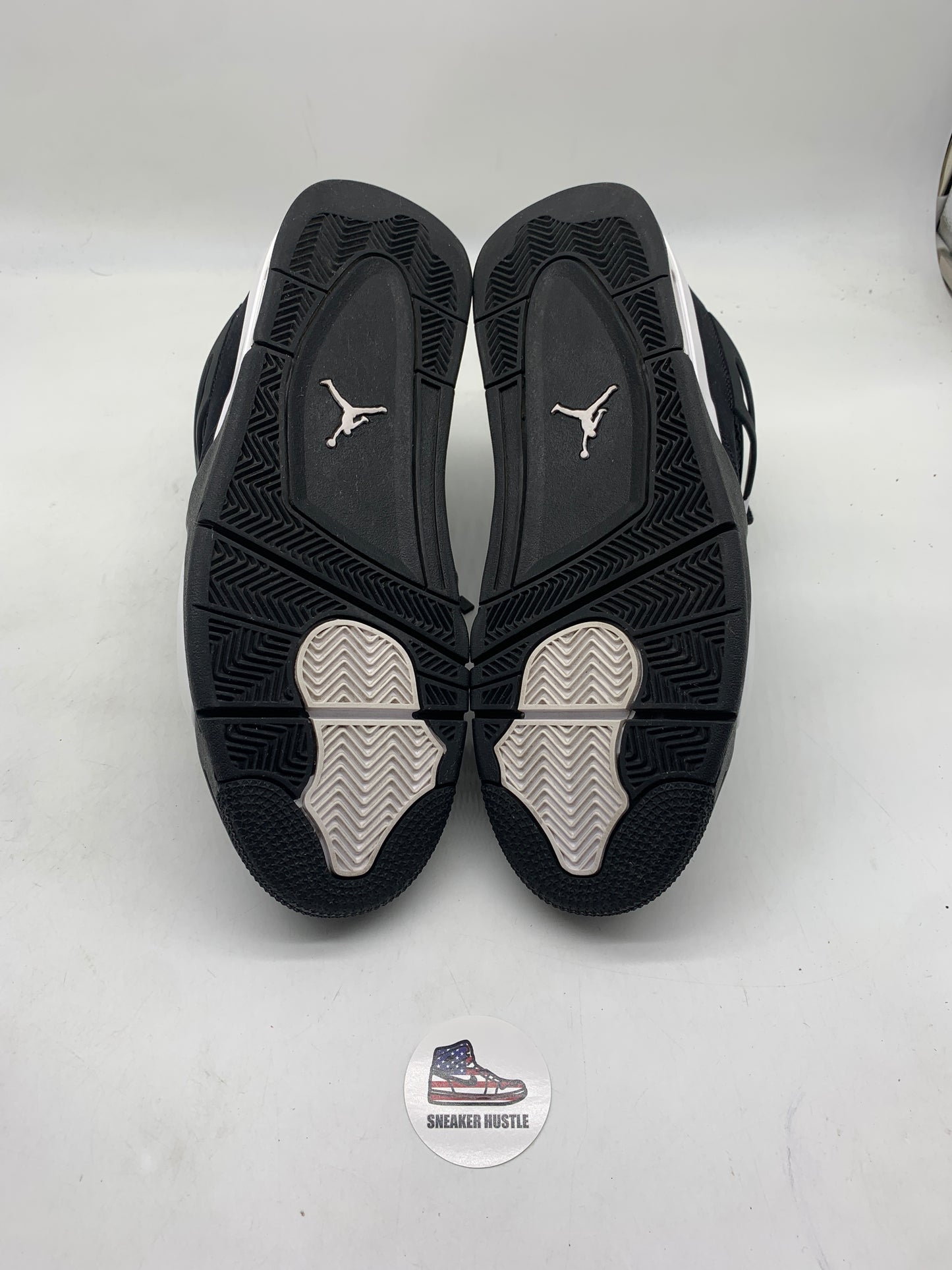 Jordan 4 Retro White Thunder