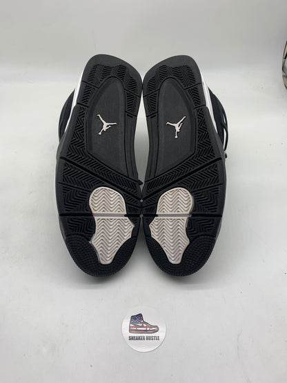 Jordan 4 Retro White Thunder