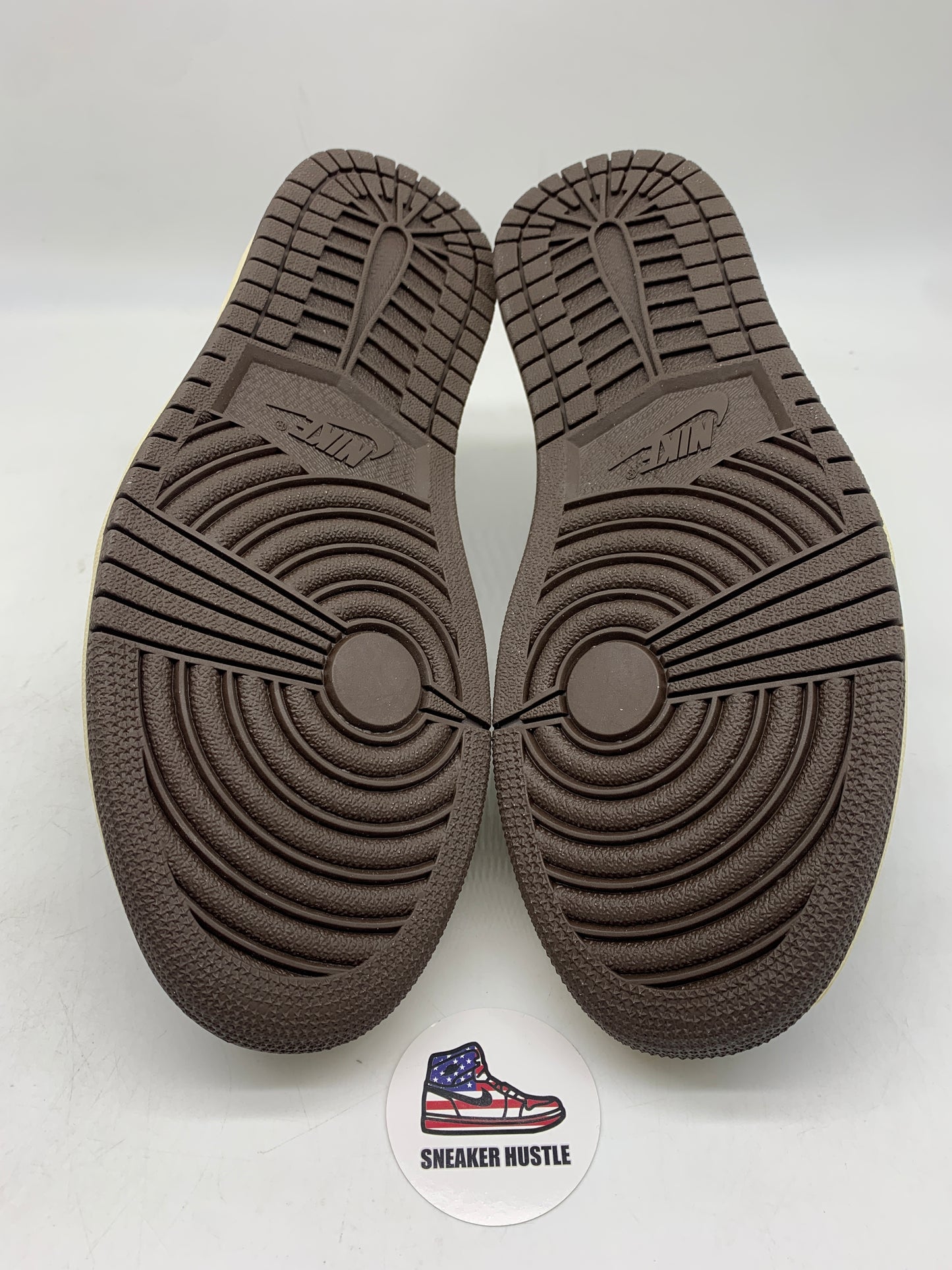 Jordan 1 Retro Low OG SP Travis Scott Mocha