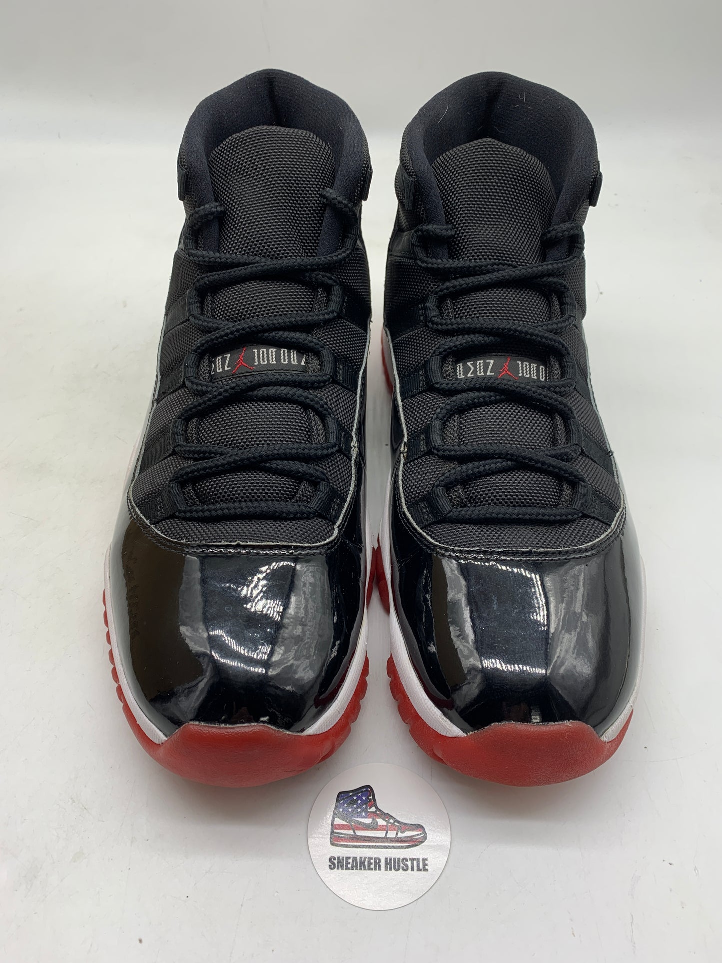 Jordan 11 Retro Playoffs Bred (2019)