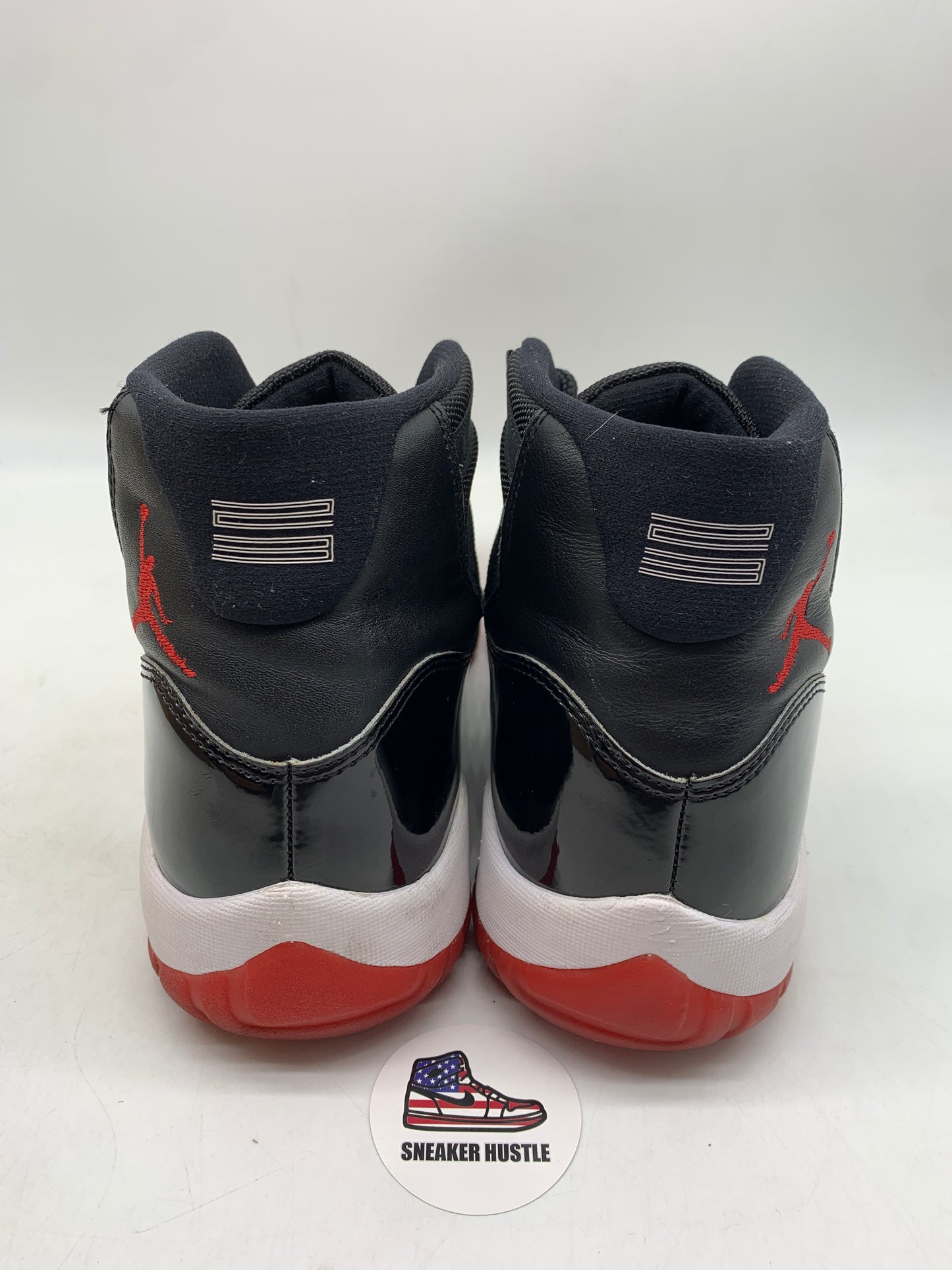 Jordan 11 Retro Playoffs Bred (2019)
