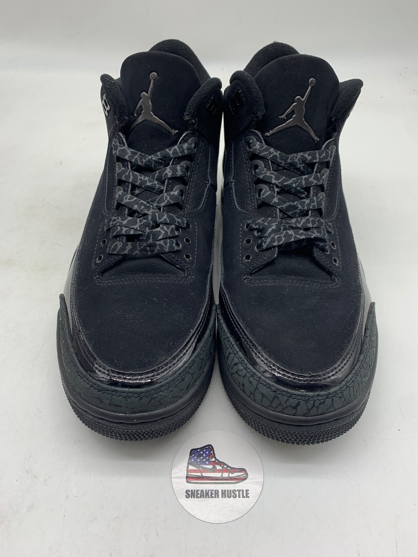 Jordan 3 Retro Black Cat (2025)