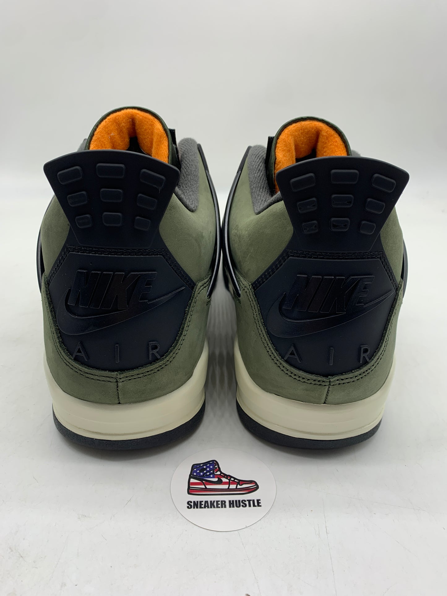 Jordan 4 Retro OG SP Undefeated (2025)