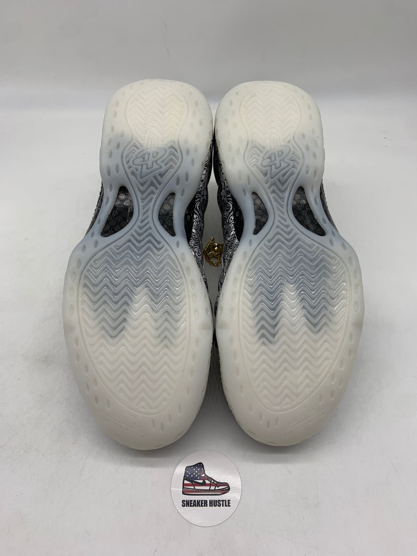 Nike Air Foamposite One Victor Solomon Westside Beaches