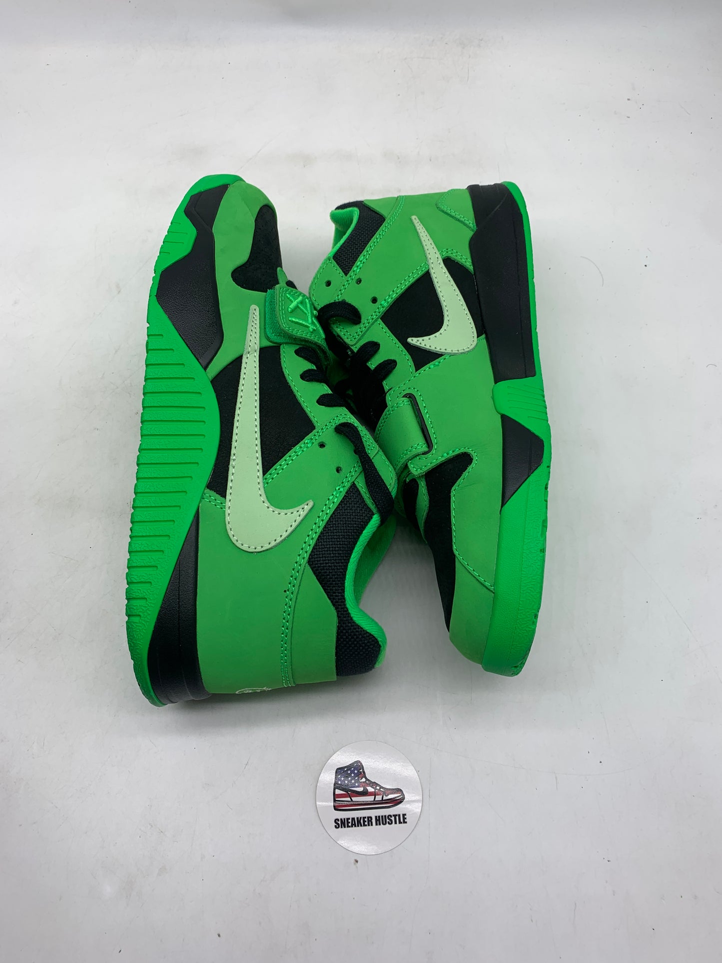 Jordan CJ1 T-Rexx Travis Scott Green Spark