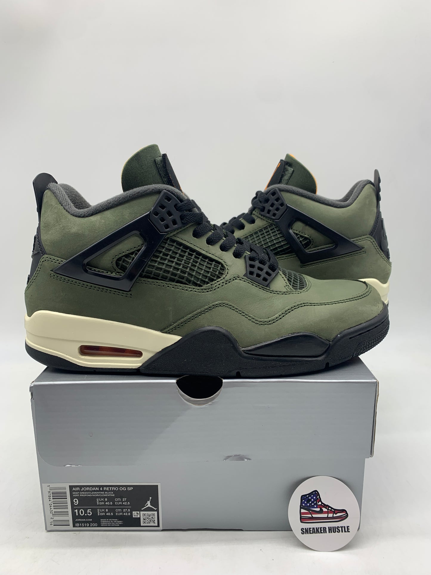 Jordan 4 Retro OG SP Undefeated (2025)