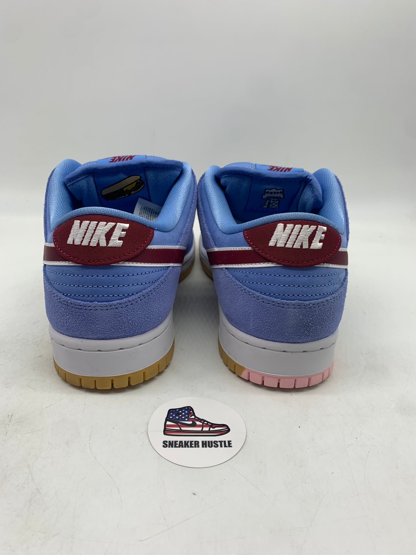 Nike SB Dunk Low Philadelphia Phillies