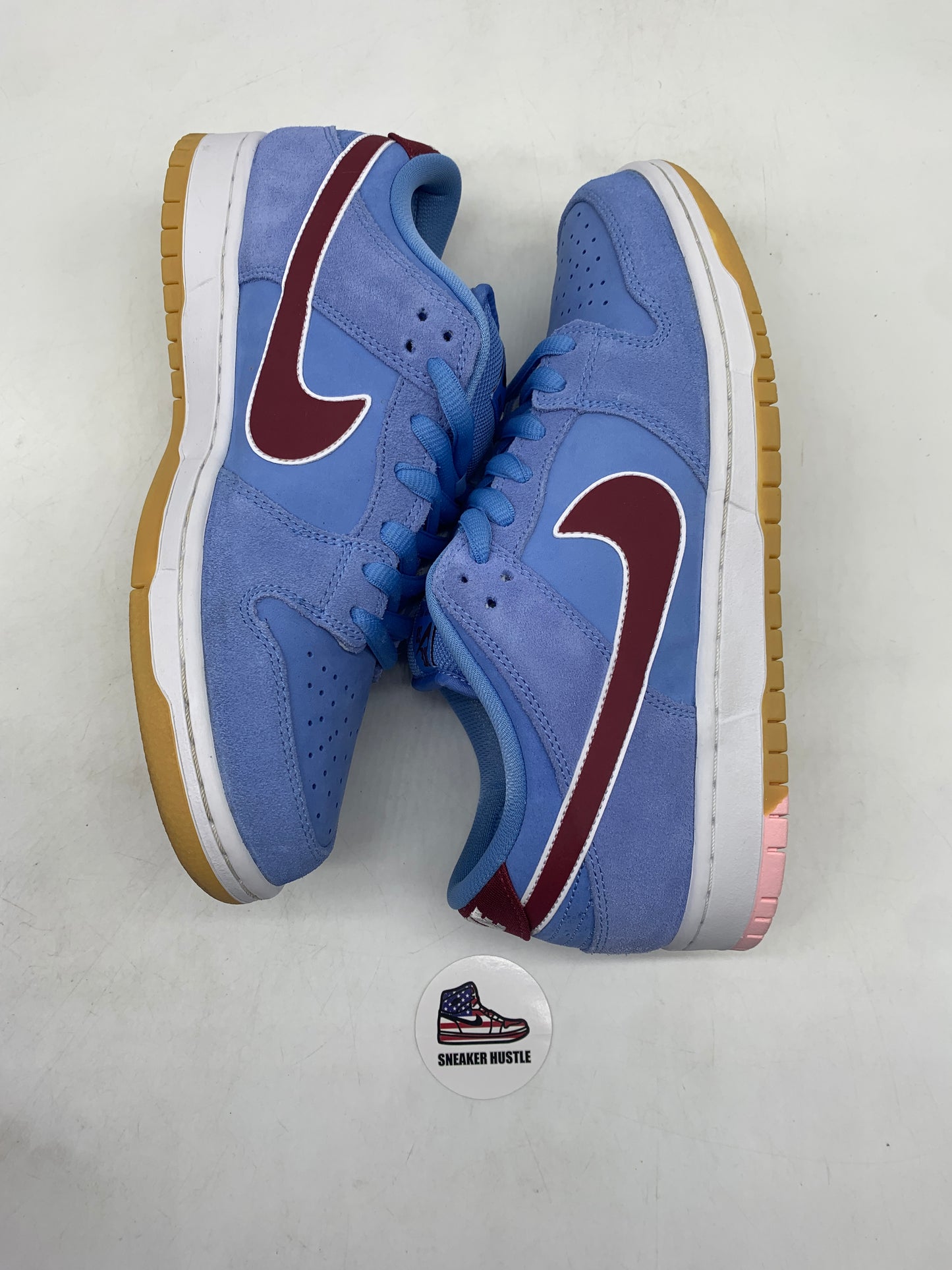 Nike SB Dunk Low Philadelphia Phillies