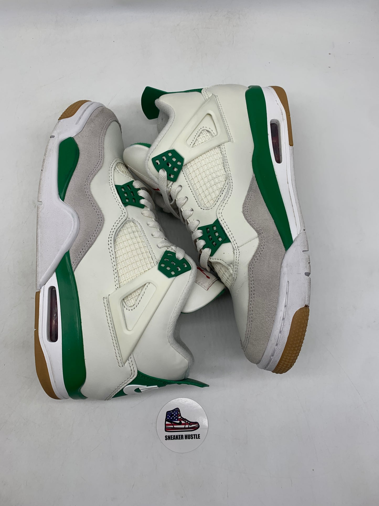 Jordan 4 Retro SB Pine Green
