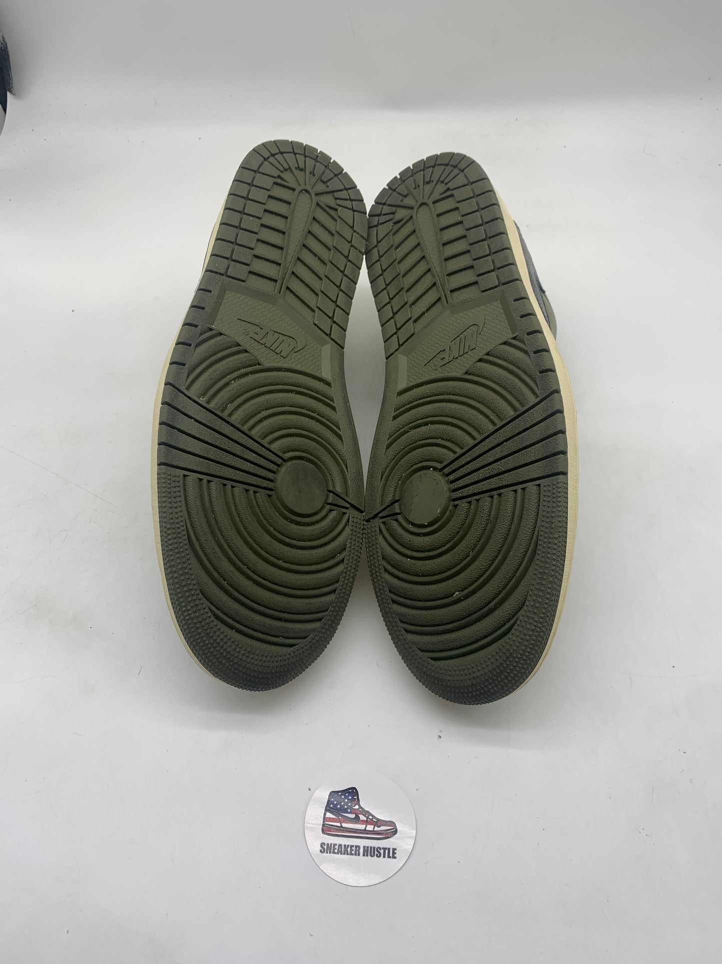 Jordan 1 Retro Low OG SP Travis Scott Medium Olive