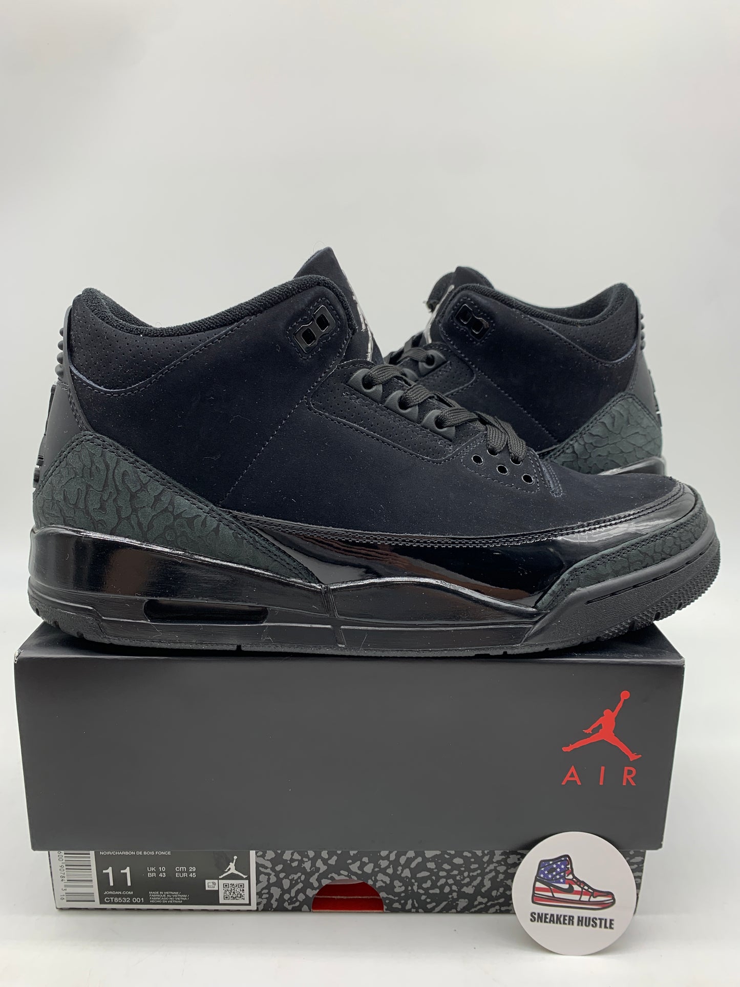 Jordan 3 Retro Black Cat (2025)