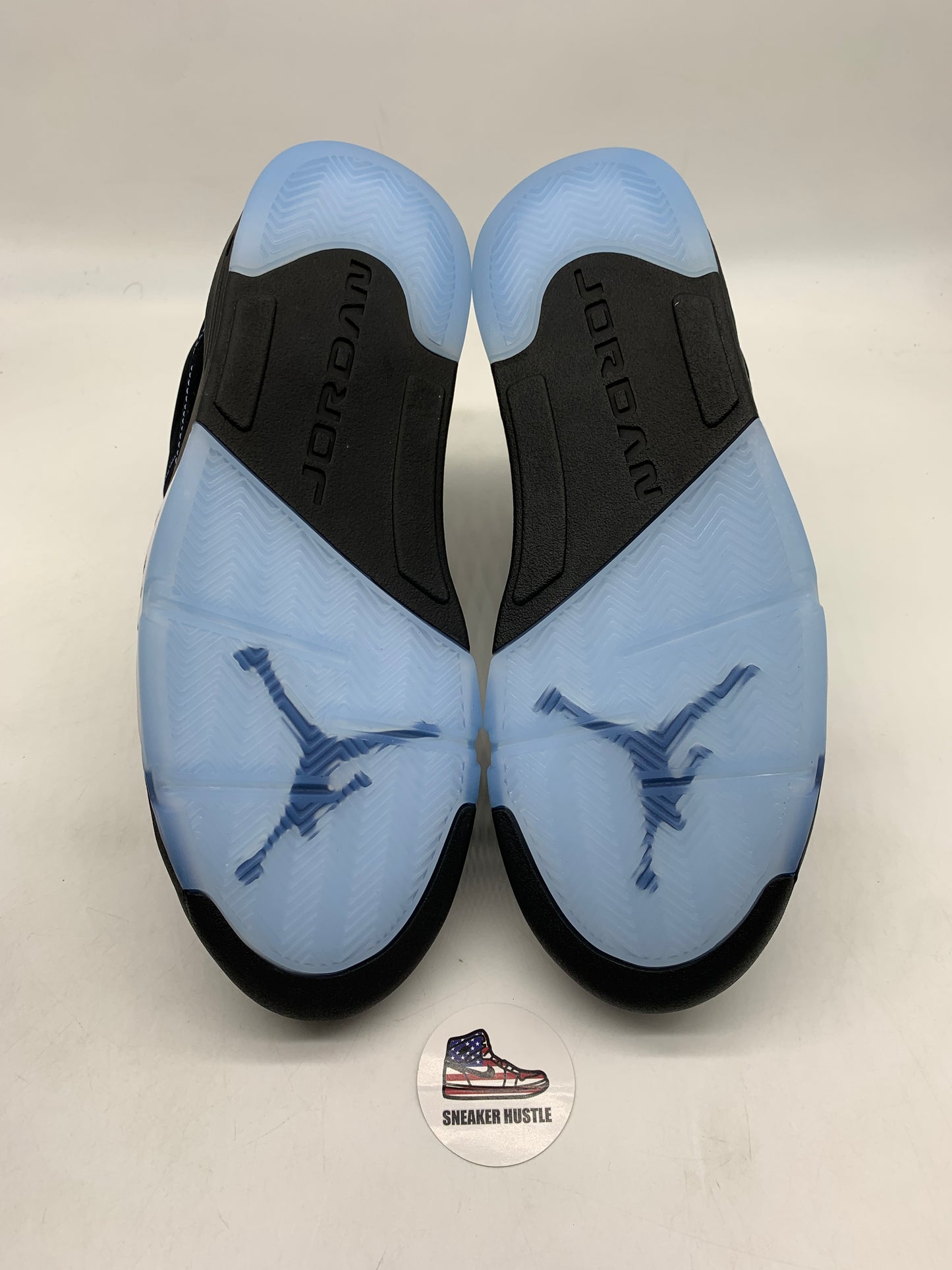 Jordan 5 Retro Black University Blue (2026)