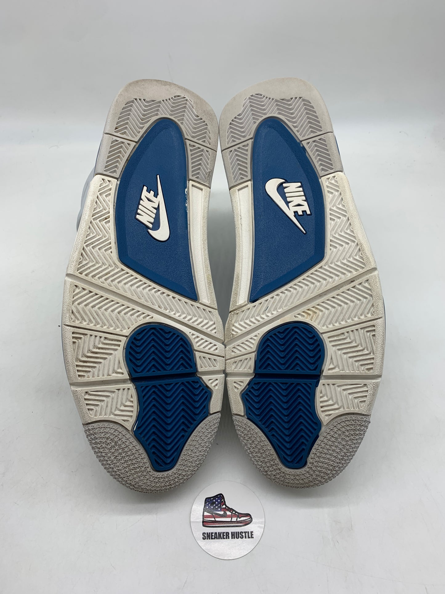 Jordan 4 Retro Military Blue (2024)
