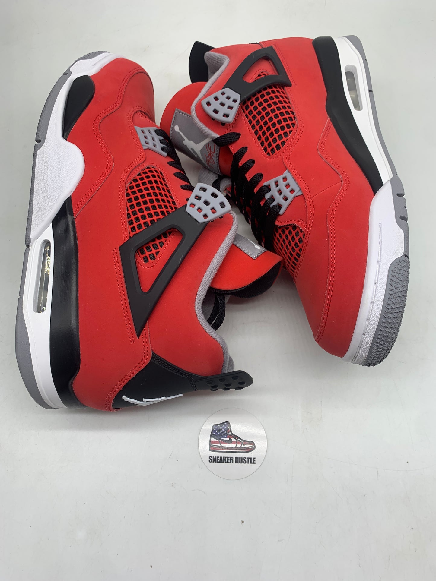 Jordan 4 Retro Toro Bravo (2026)