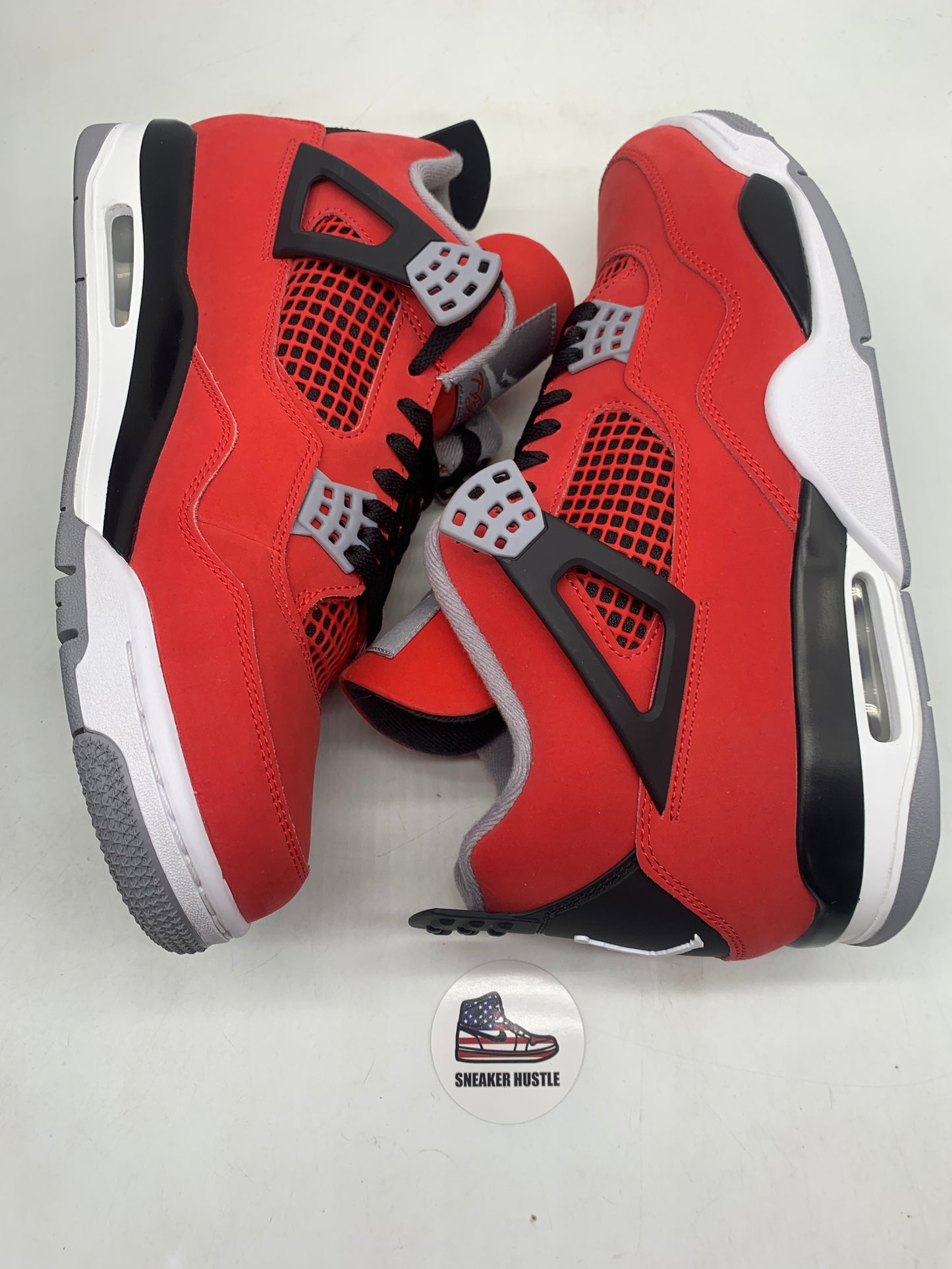 Jordan 4 Retro Toro Bravo (2026)