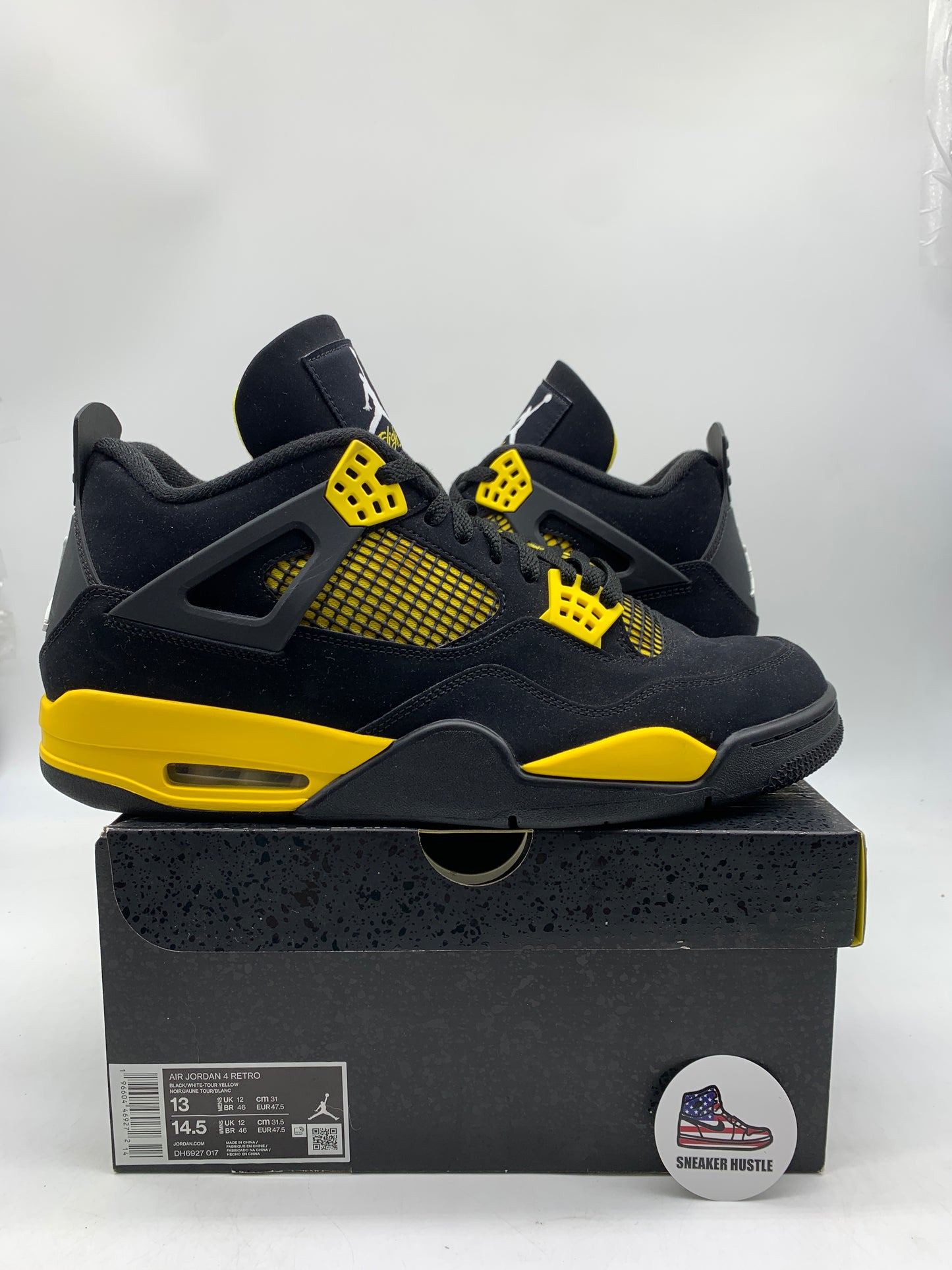 Jordan 4 Retro Thunder (2023)