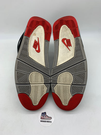 Jordan 4 Retro Bred (2019)