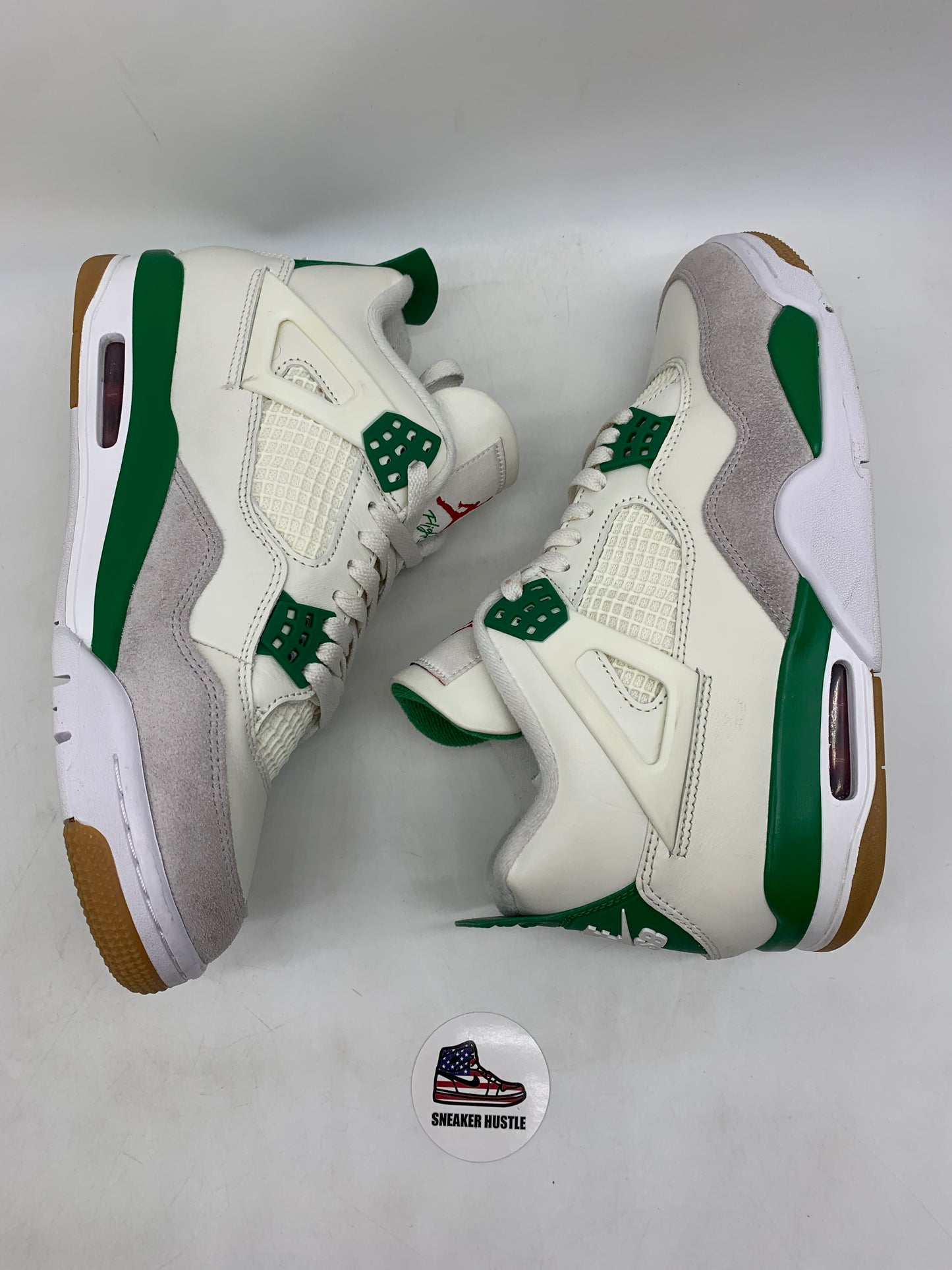 Jordan 4 Retro SB Pine Green
