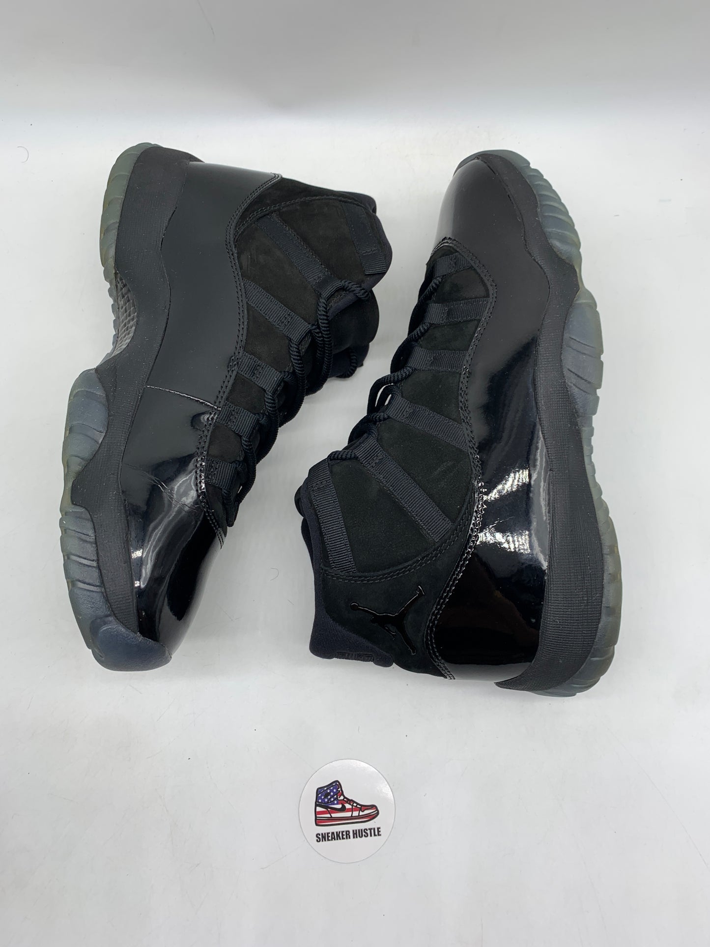 Jordan 11 Retro Cap and Gown