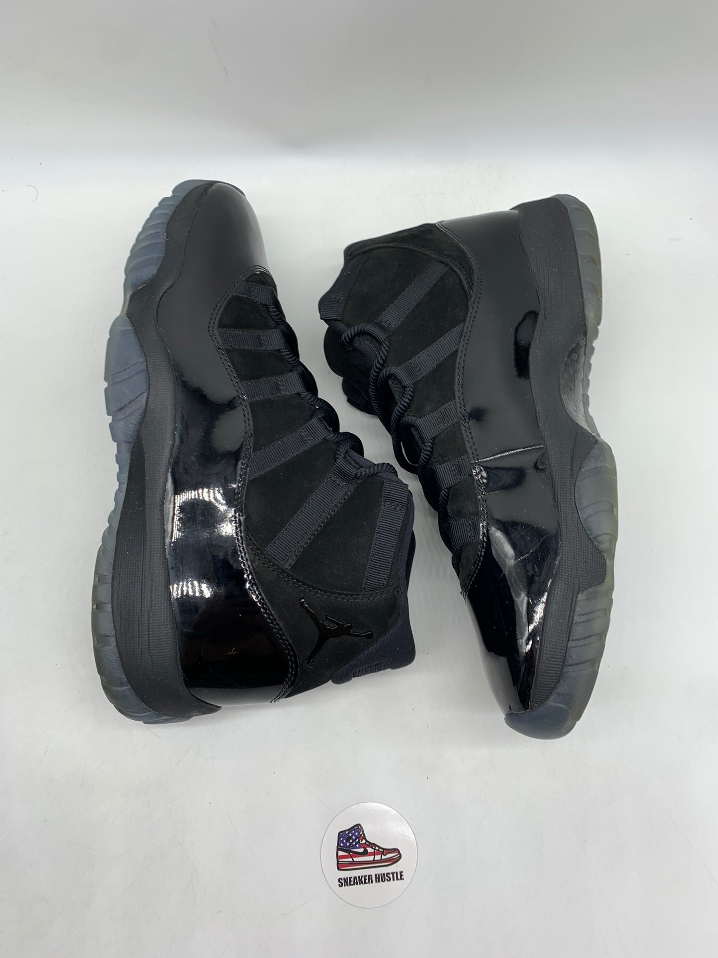 Jordan 11 Retro Cap and Gown
