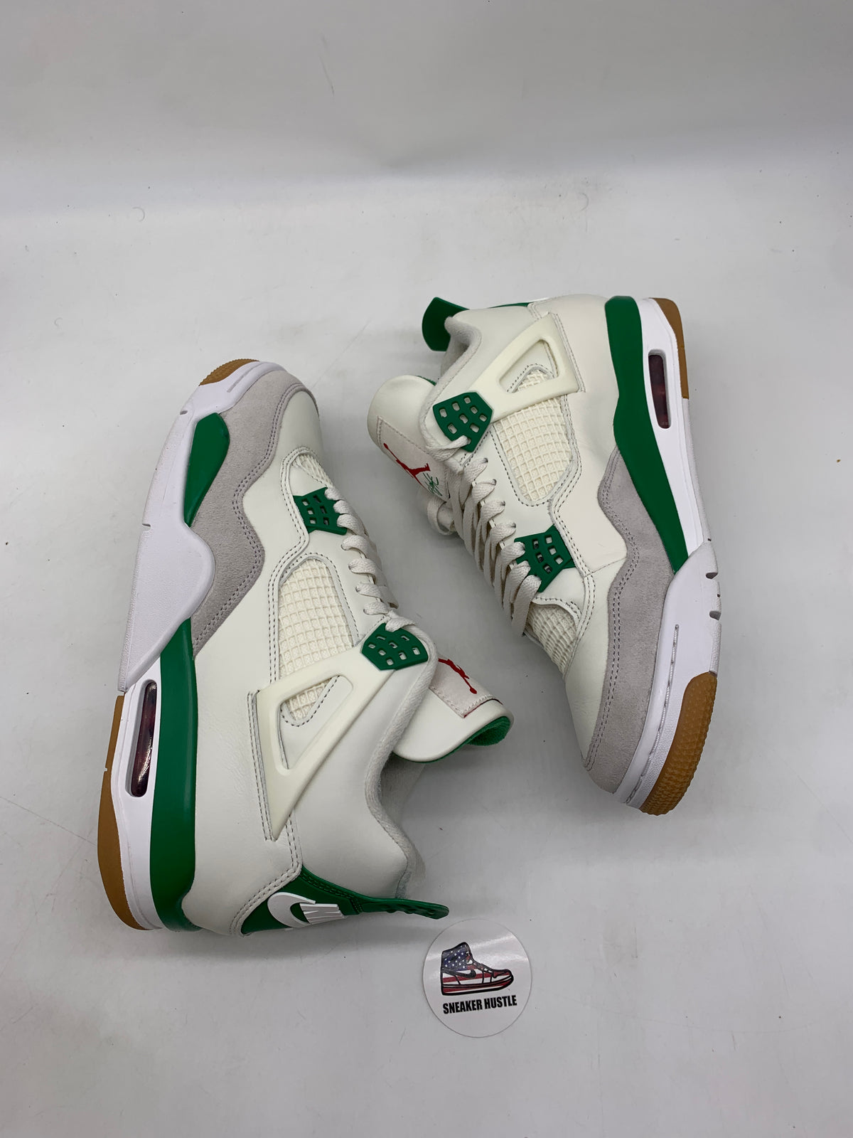 Jordan 4 Retro SB Pine Green